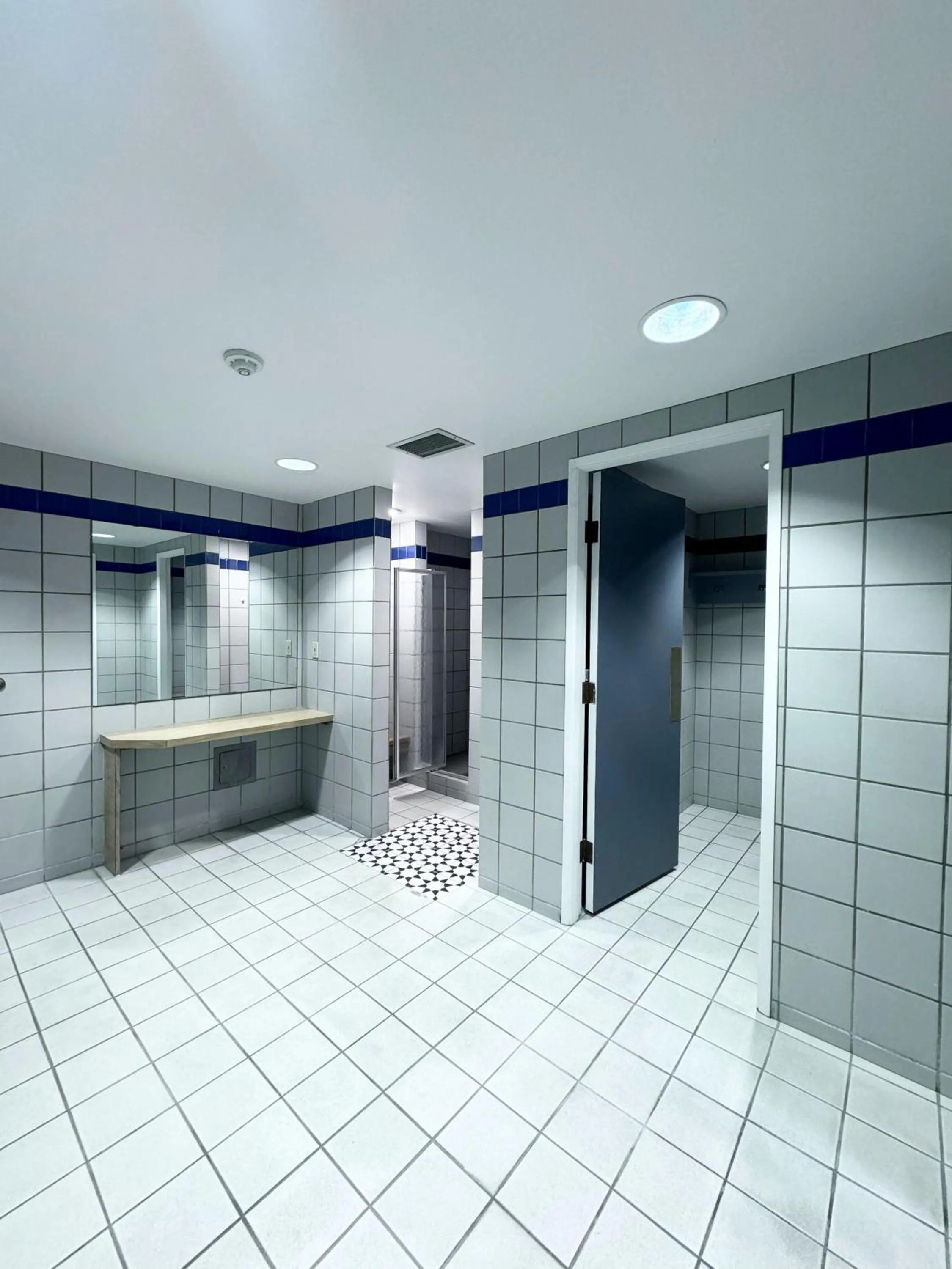 Swimming pool in Divya Sutra Plaza and Conference Centre, Vernon, BC