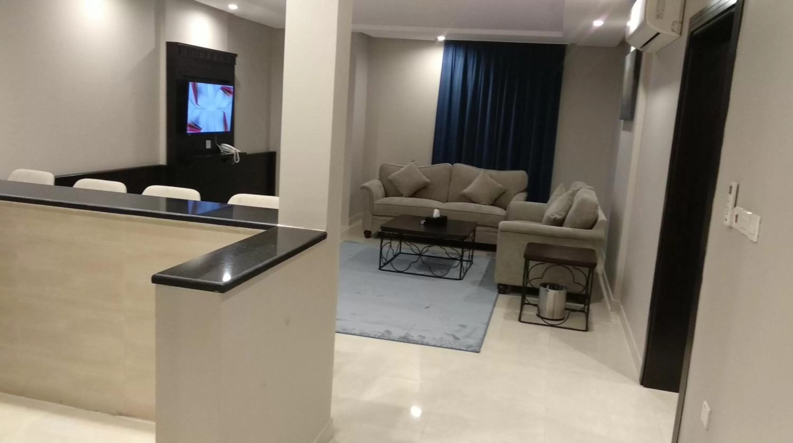 TV and multimedia in يان للشقق المخدومة - Yan Apartments