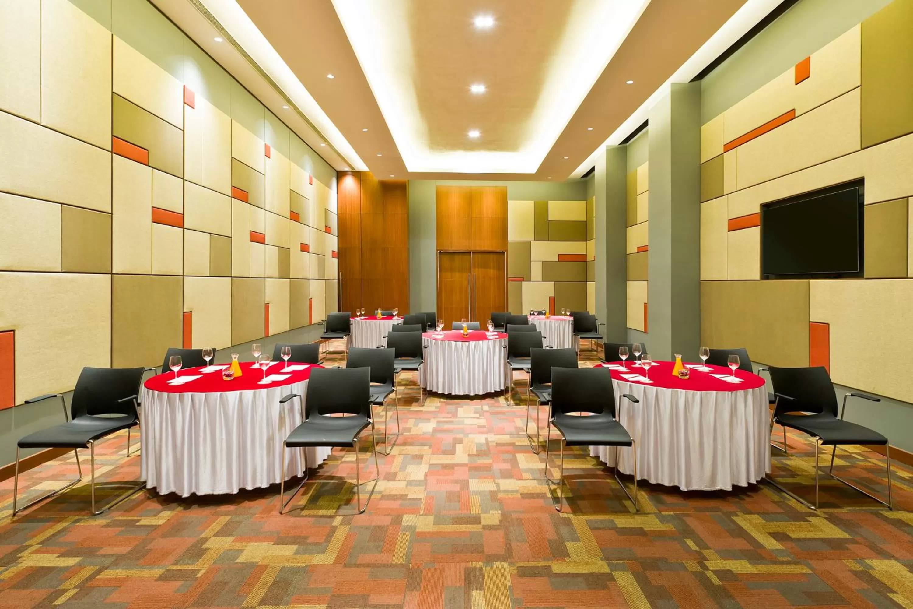 Banquet/Function facilities in ibis Nashik - An Accor Brand
