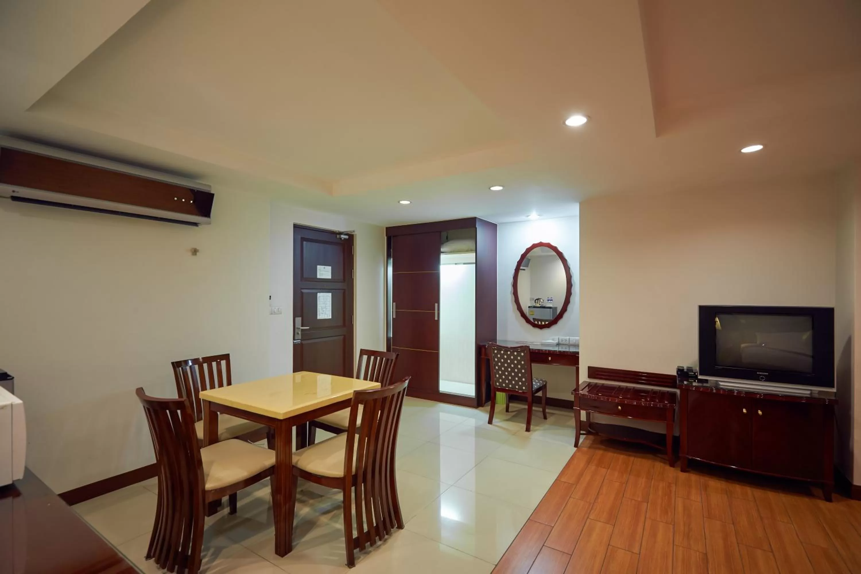 Kitchen or kitchenette in Nana Hiso Hotel