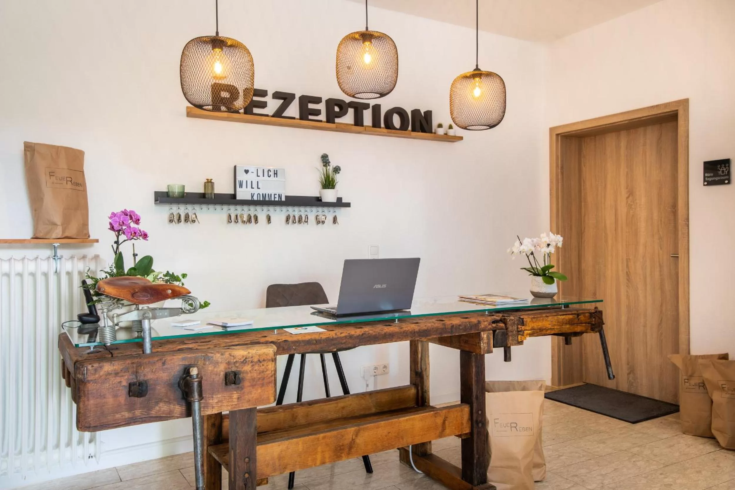 Hotel Clement - Bed & Breakfast