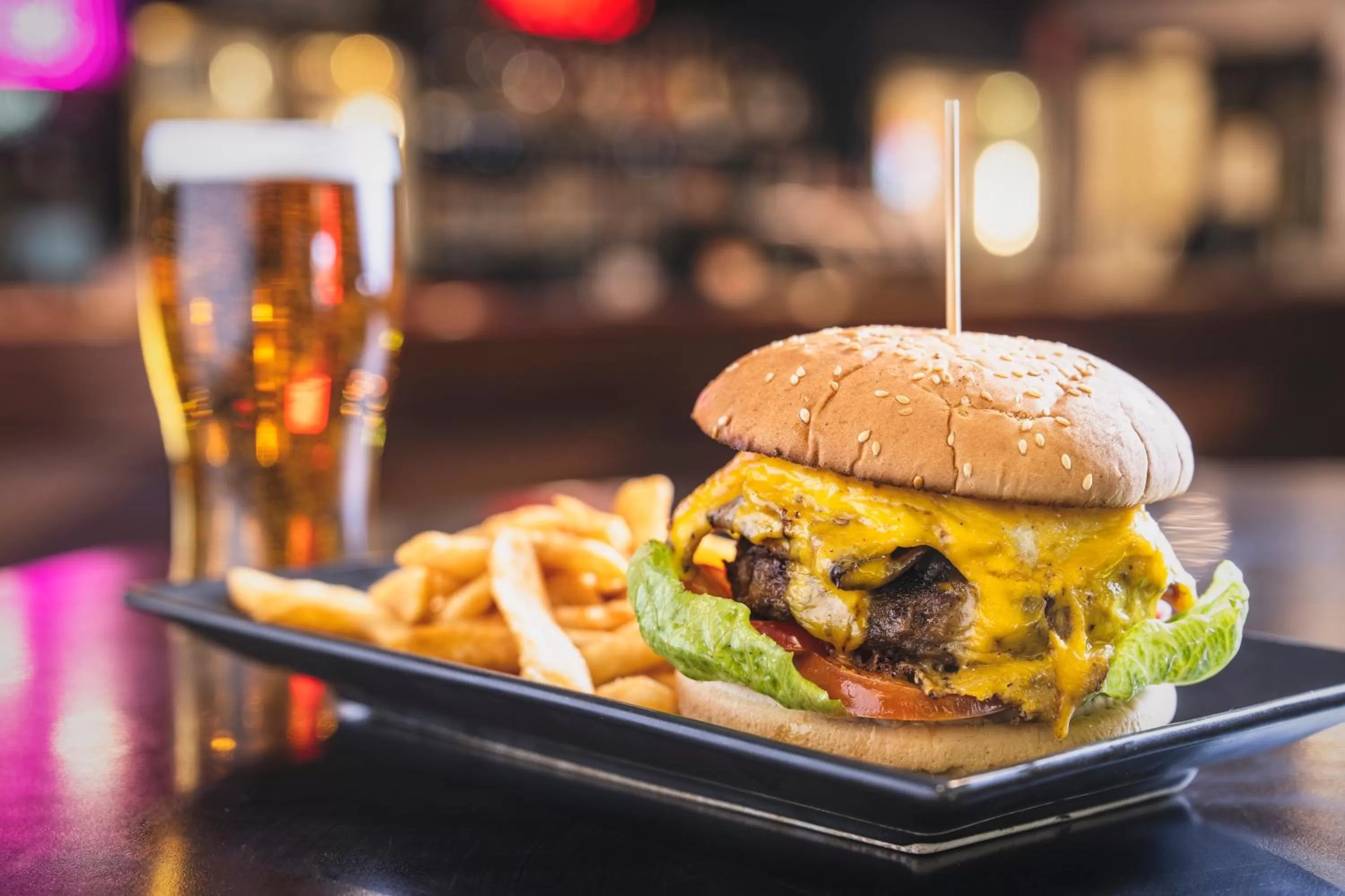 Restaurant/places to eat in Red Sands Accommodation Newman