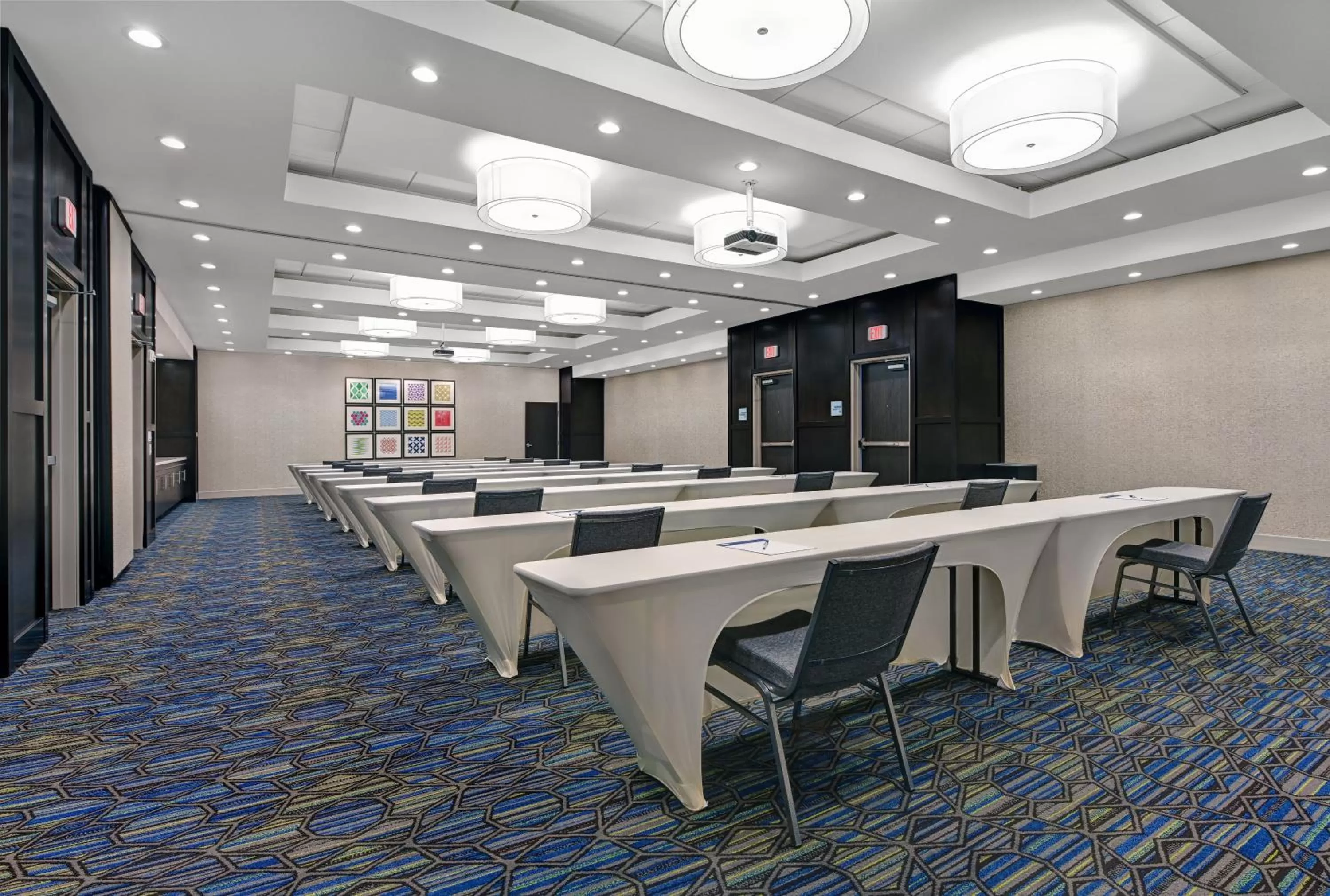 Meeting/conference room in Holiday Inn Express & Suites Memorial – CityCentre by IHG