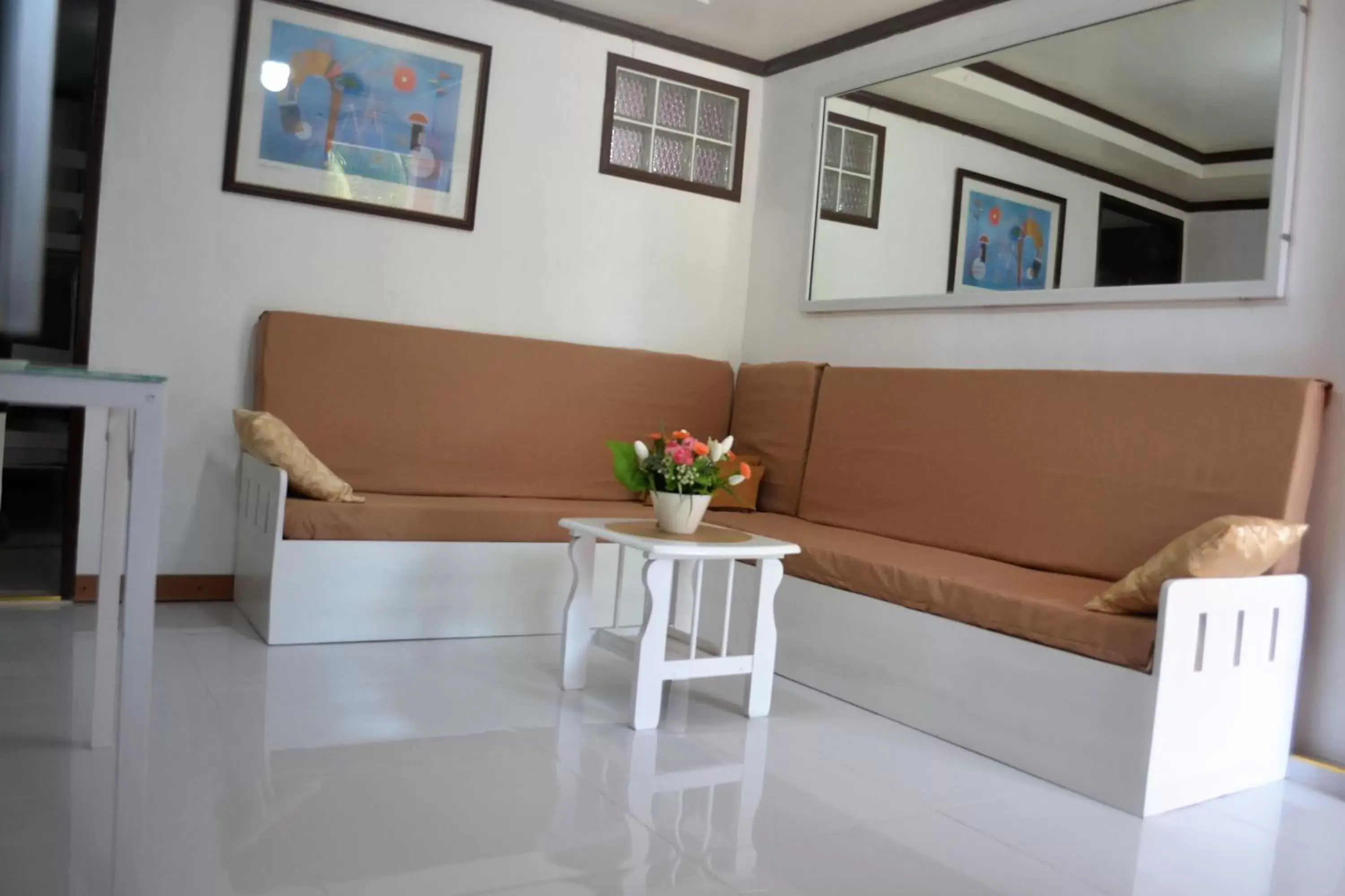 Family Room with Shower in Villa Prescilla Family Room with Shower in Villa Prescilla