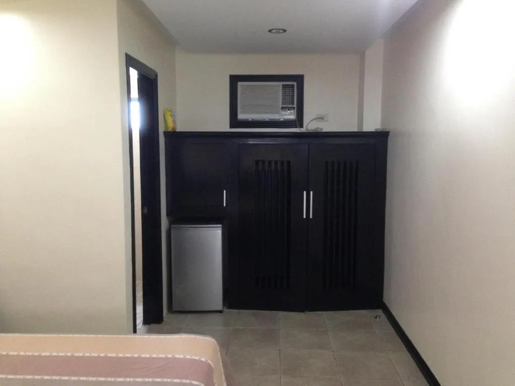 Bed in Boomerang Hotel