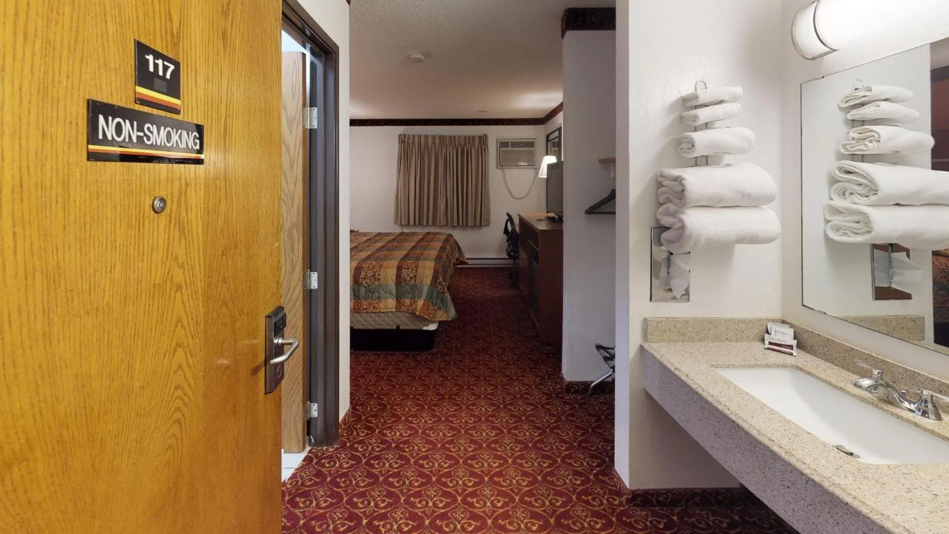 Waconia Inn and Suites