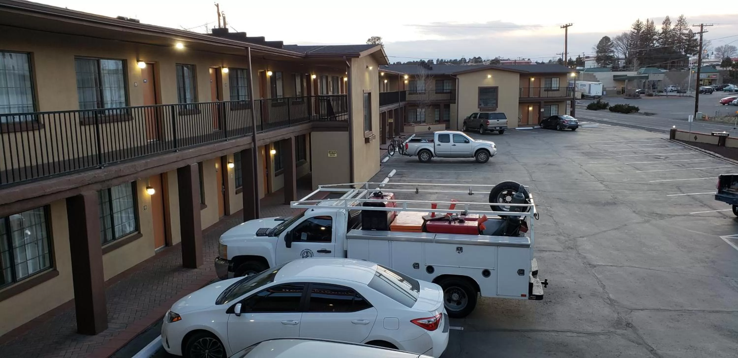 Property building in Howard Johnson by Wyndham Flagstaff University West