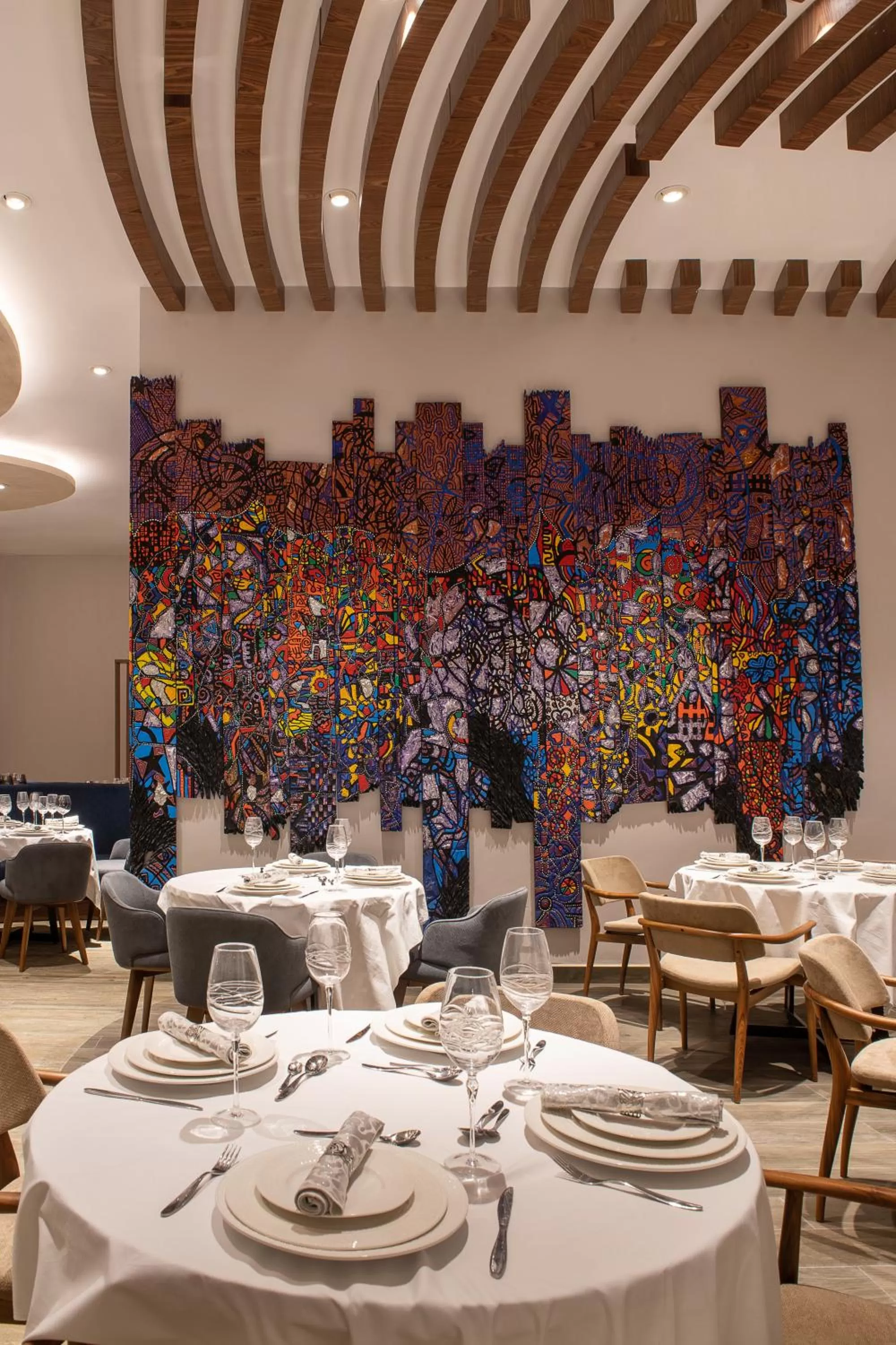 Restaurant/places to eat in The White Orchid Hotel