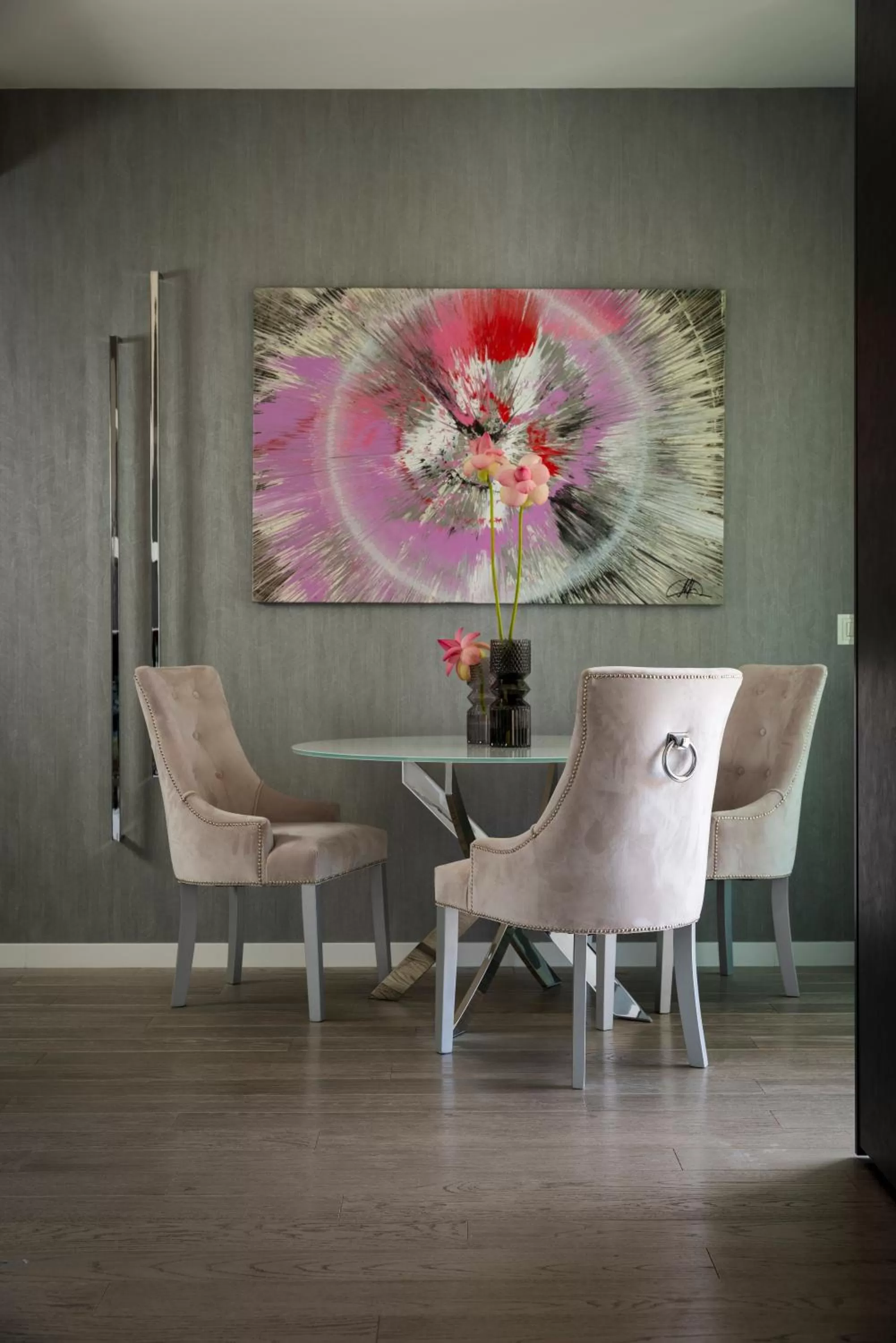 Seating area in The Promenade Luxury Wellness Hotel