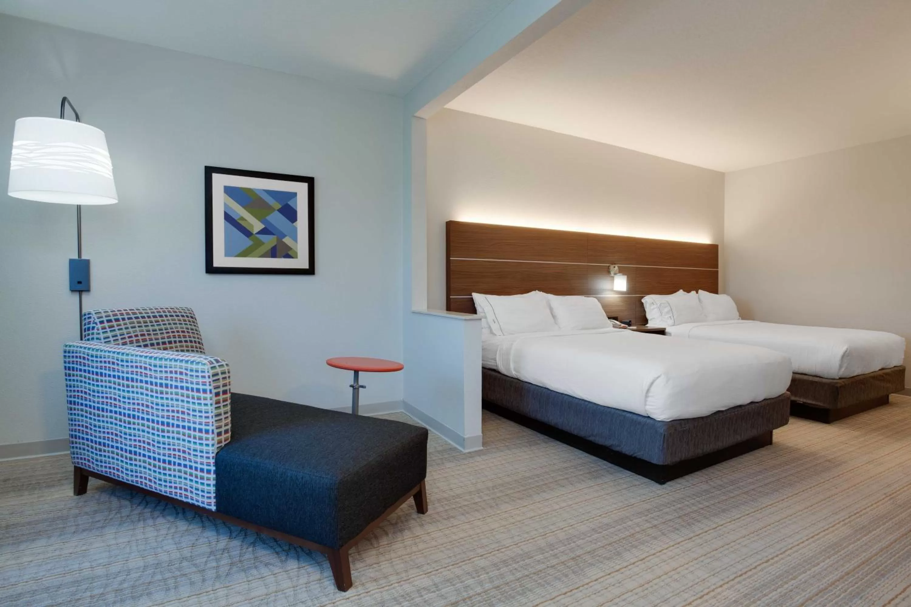 Bed in Holiday Inn Express & Suites Orlando International Airport by IHG