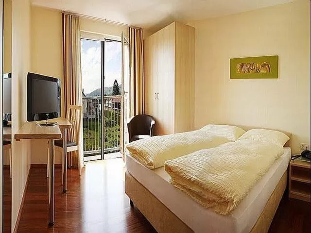 Balcony/Terrace, Bed in Das smarte Hotel garni
