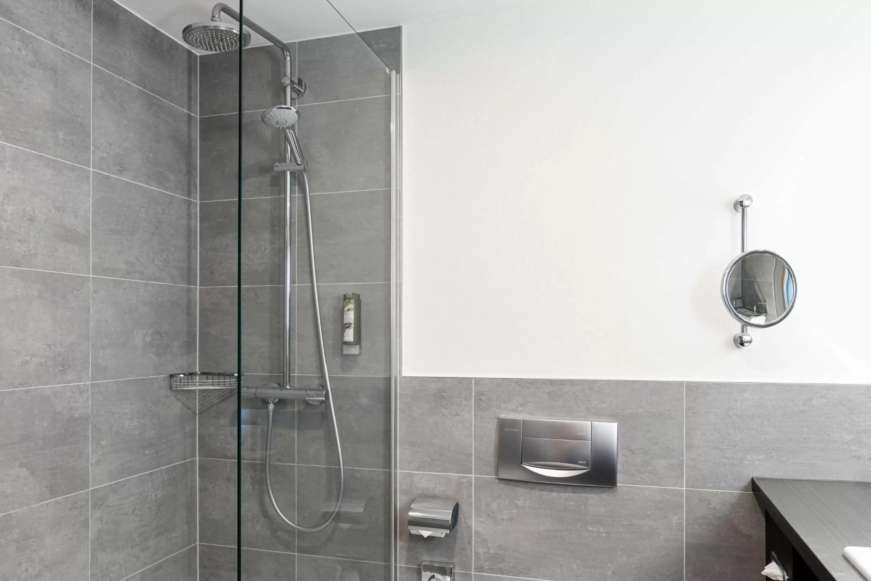 Bathroom in Radisson Blu Hotel Bremen