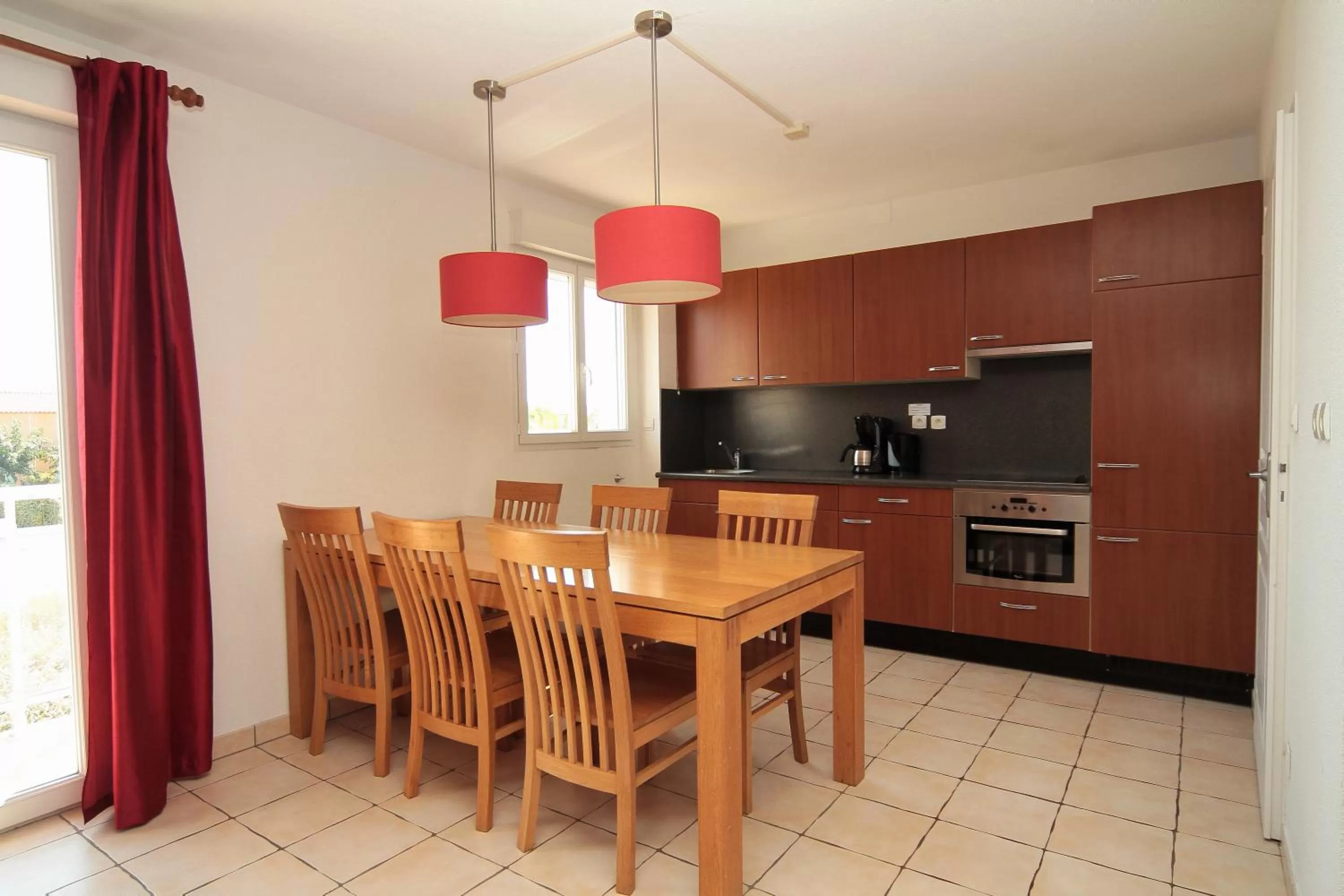 Kitchen or kitchenette in Résidence La Pinède