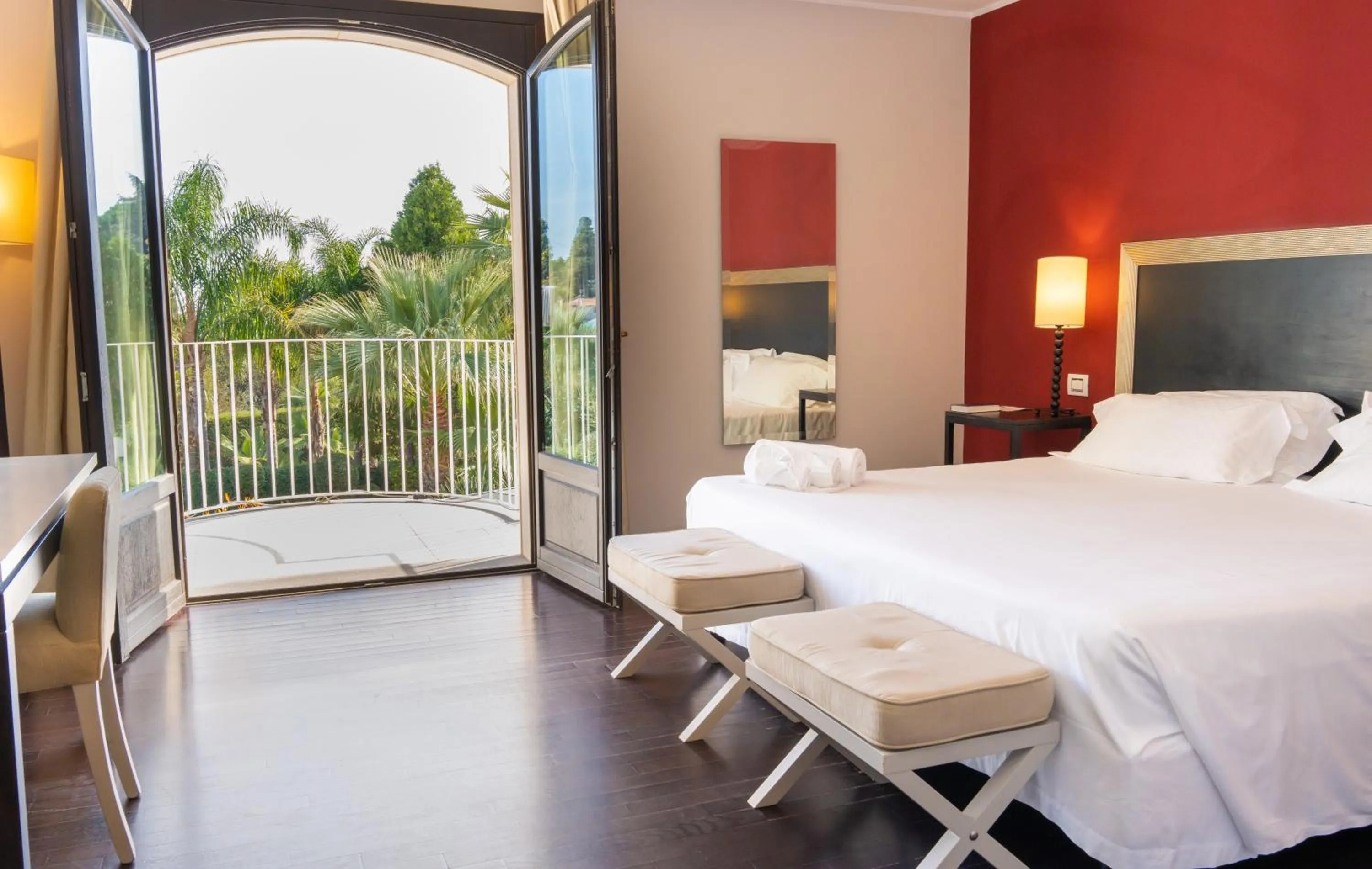 View (from property/room), Bed in Grand Hotel Villa Itria Congress & Spa