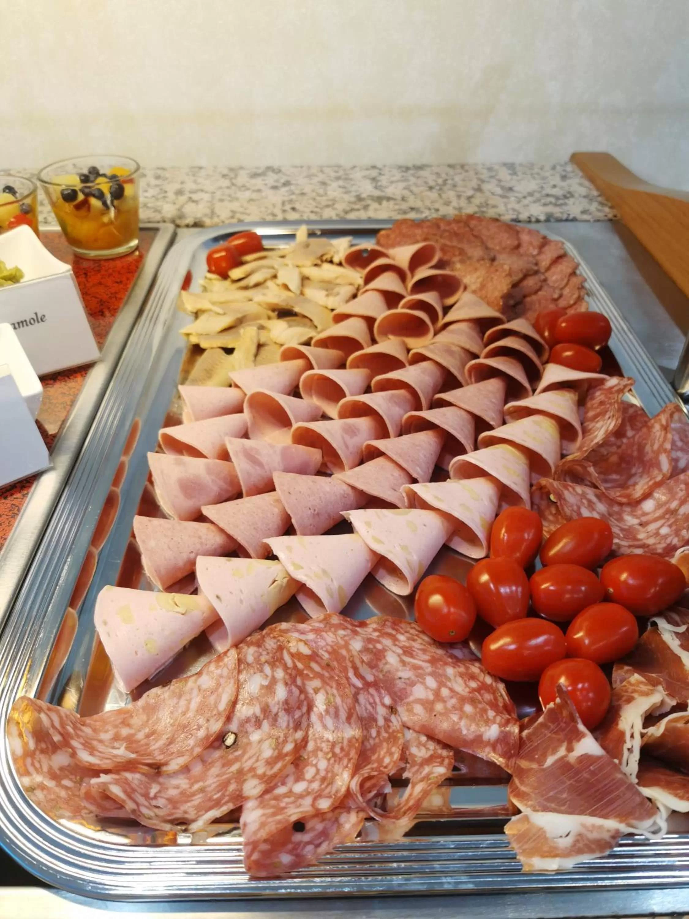 Breakfast, Food in Haus Hubertus