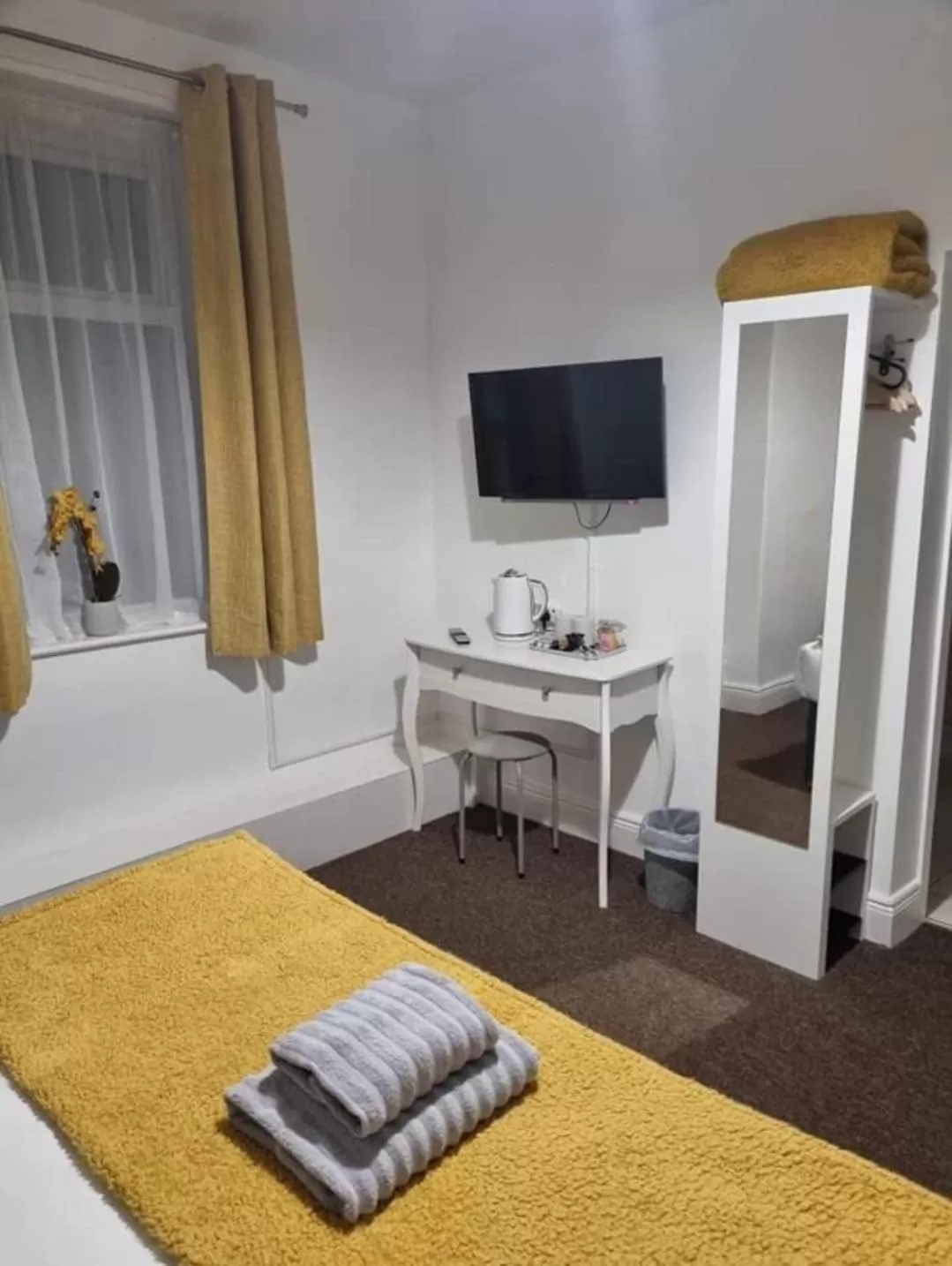 TV/Entertainment Center in The Trap Inn