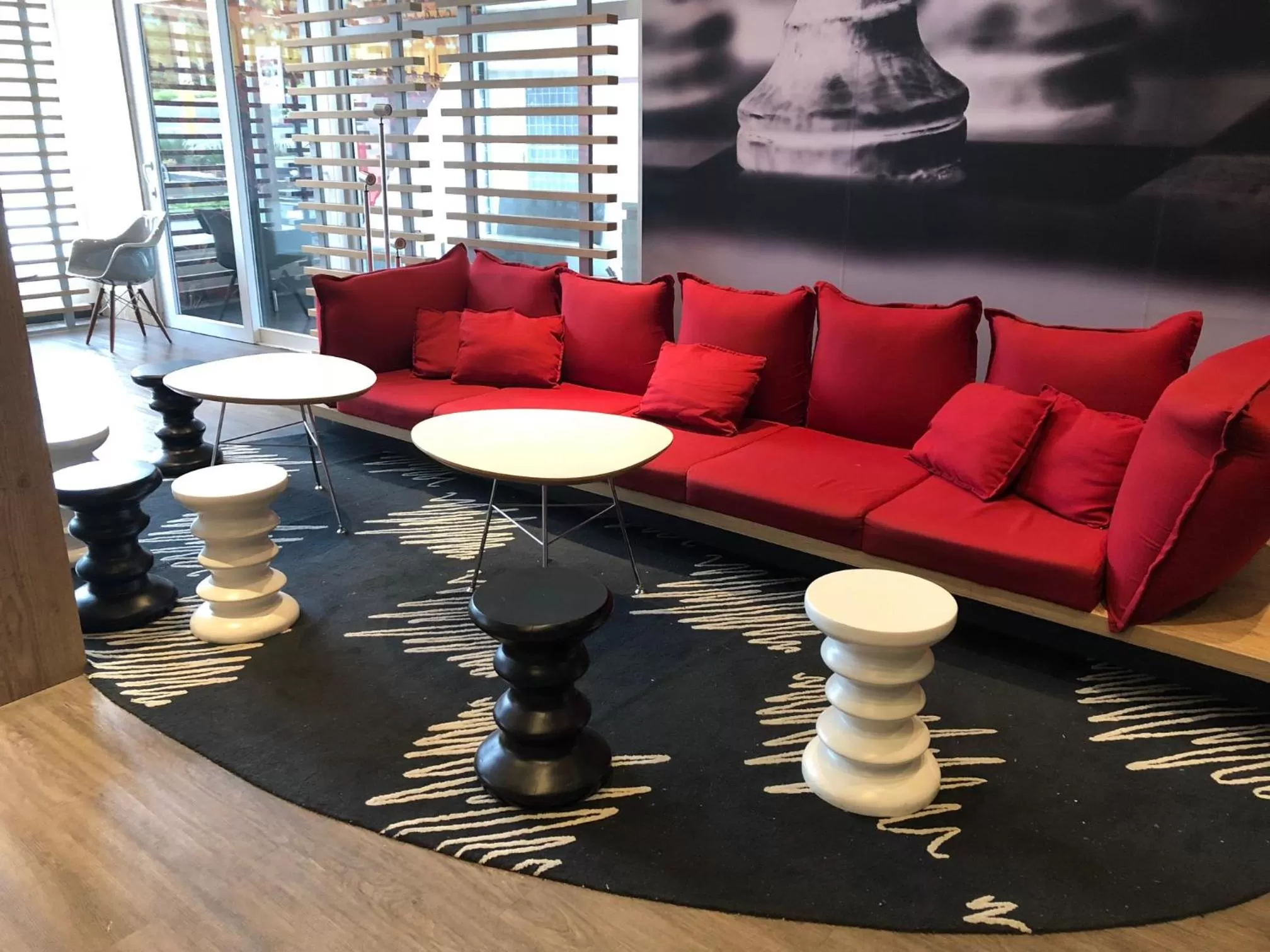 Seating area in ibis Manaus Aeroporto