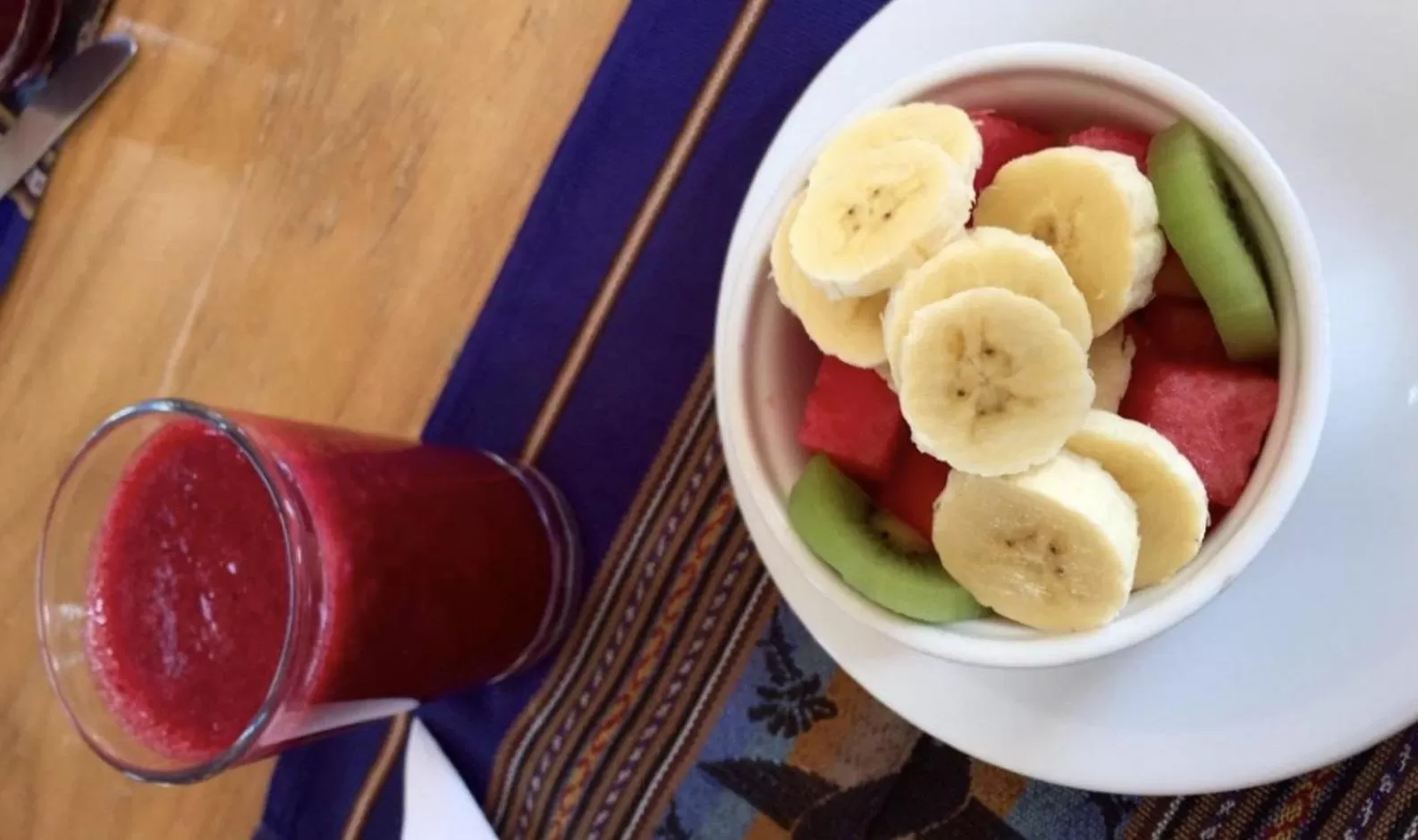 Breakfast in La Posada del Quinde