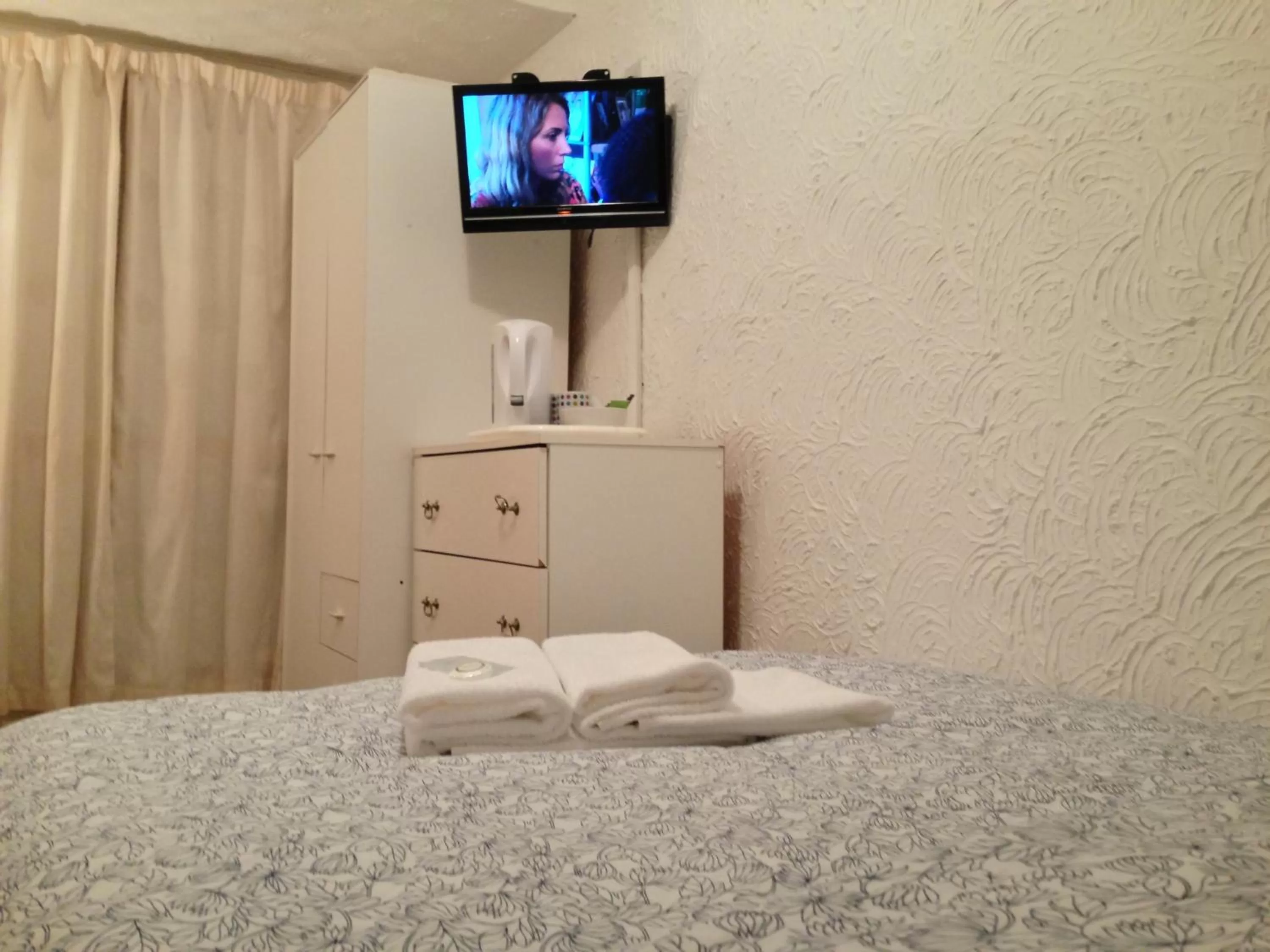 Decorative detail, Bed in Wilsons Hotel - Blackpool Tower View