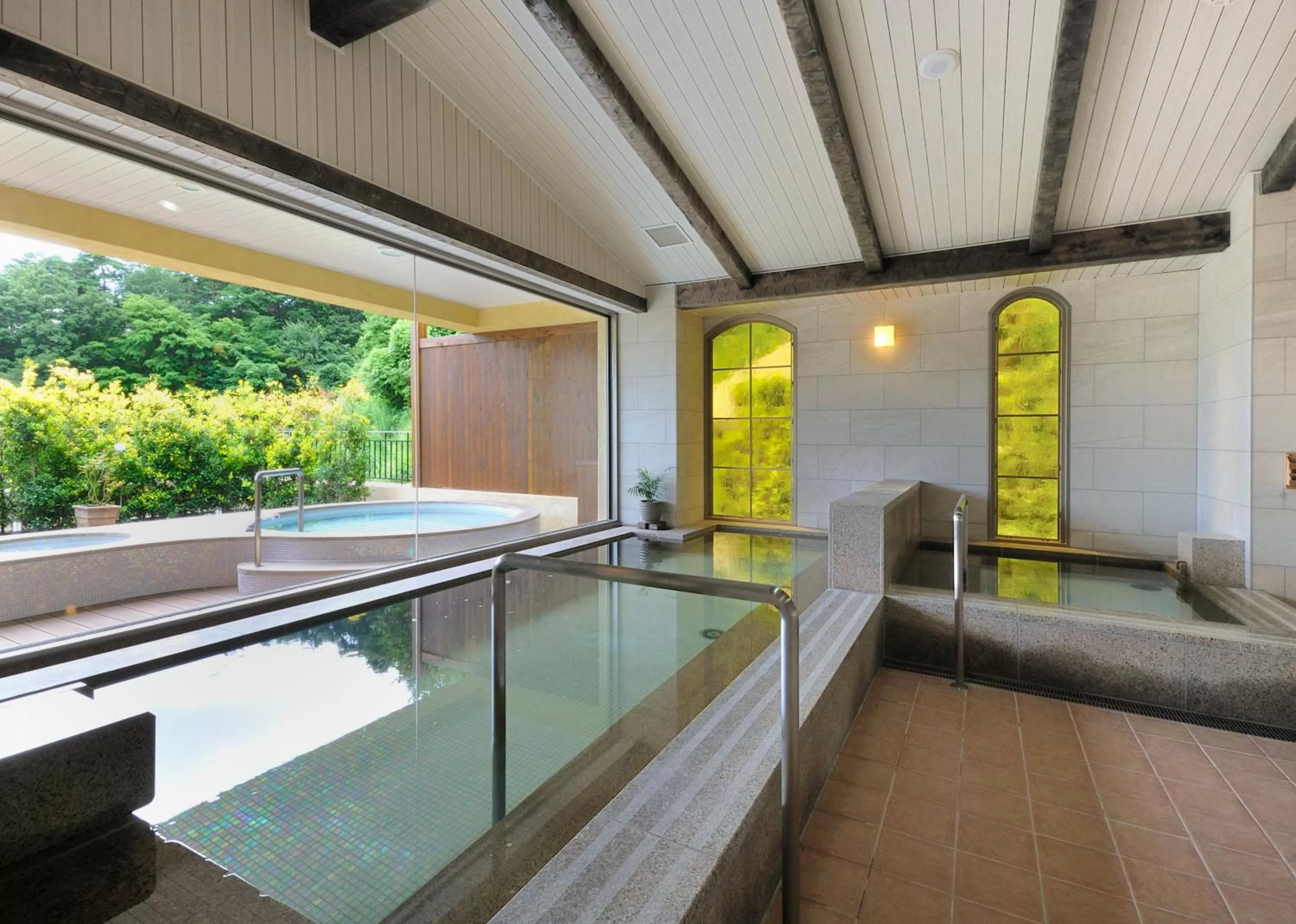 Hot Spring Bath in La Vista Fujikawaguchiko