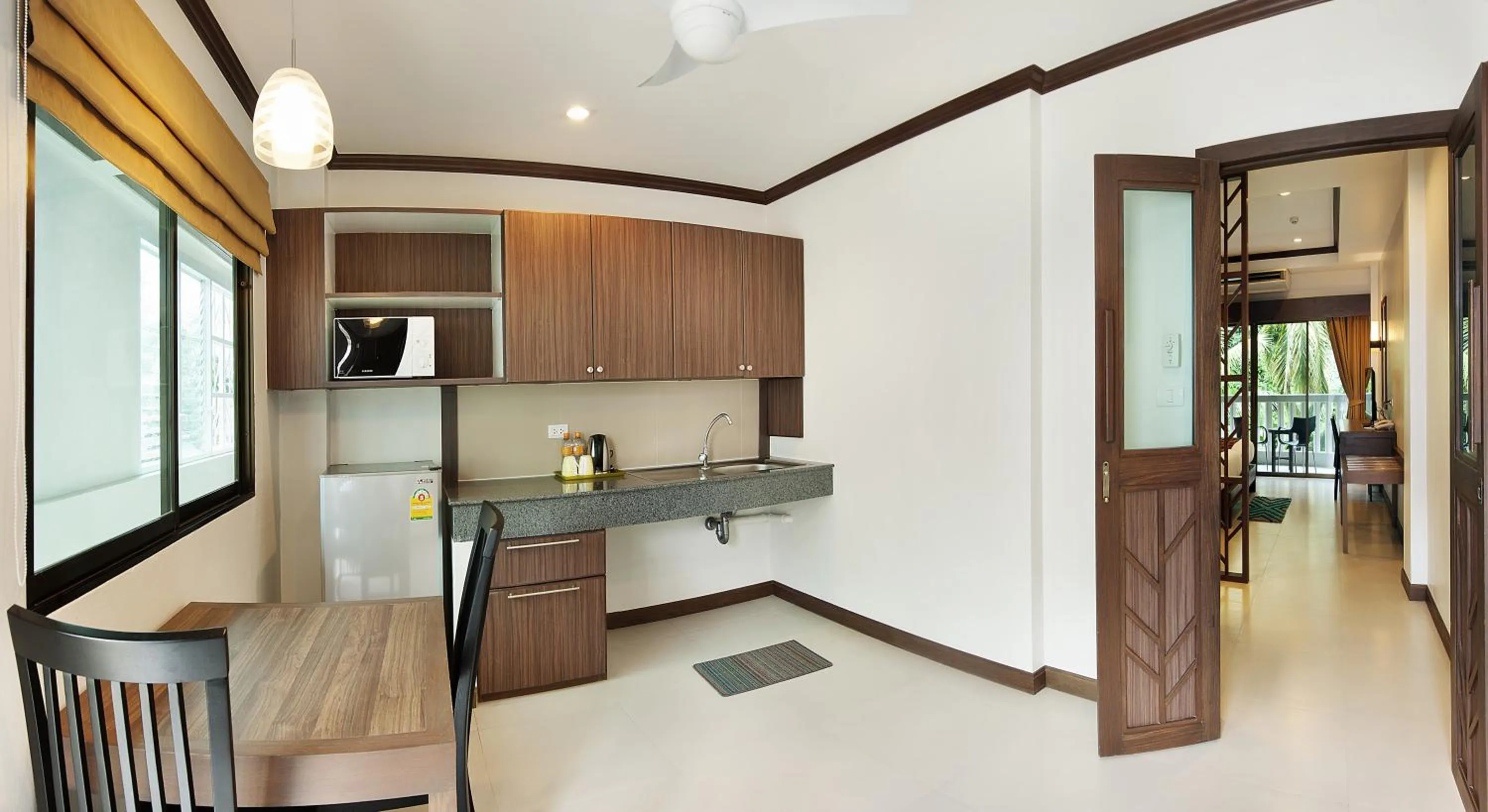 Coffee/tea facilities in Ratana Hill Patong