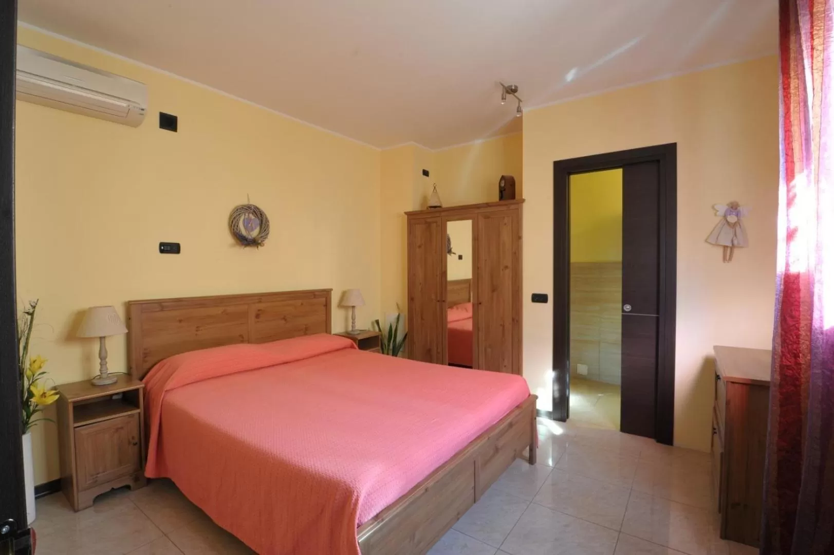 Photo of the whole room, Bed in Le Mediterranee