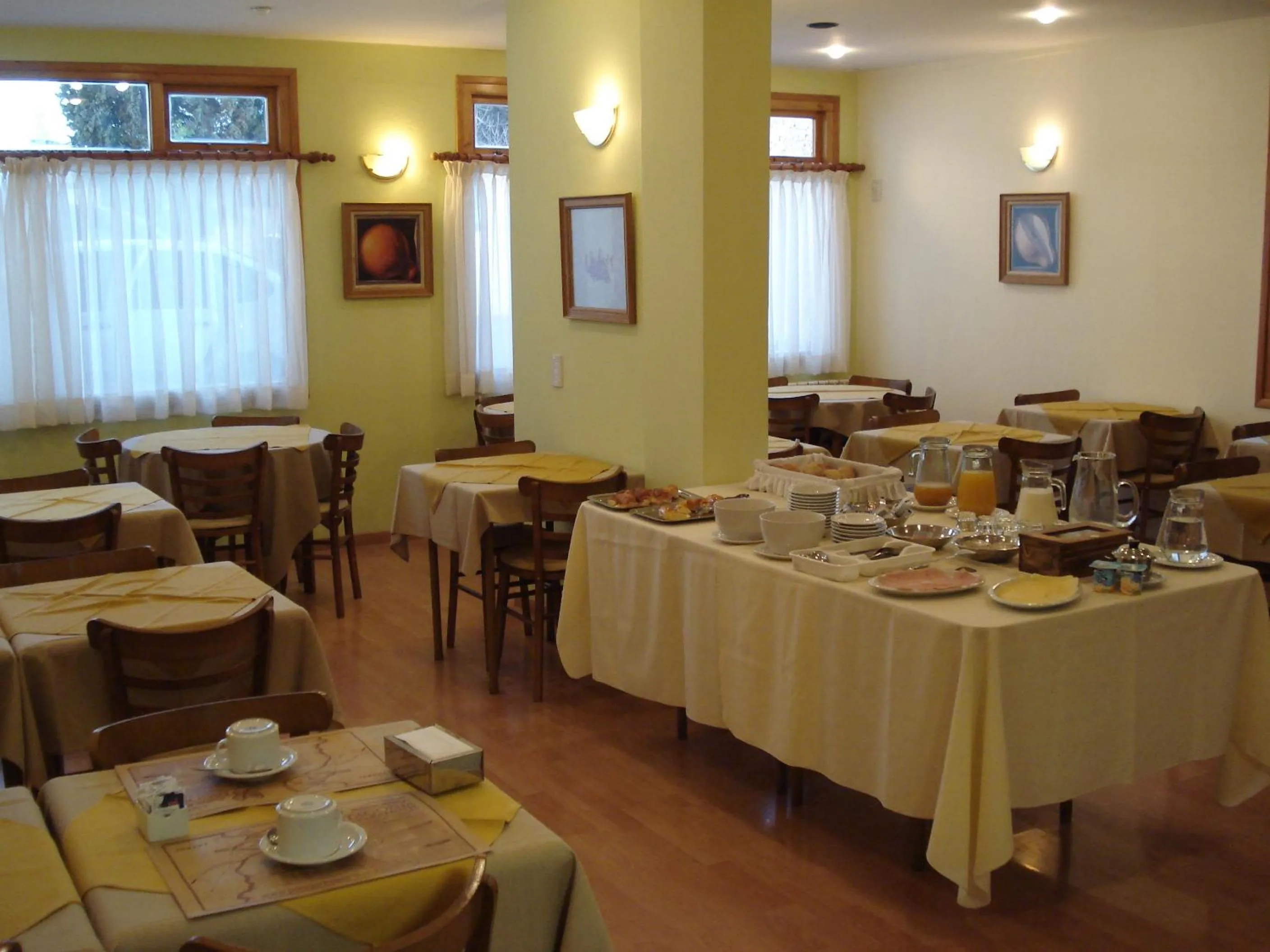 Restaurant/places to eat in Patagonia Apart Hotel