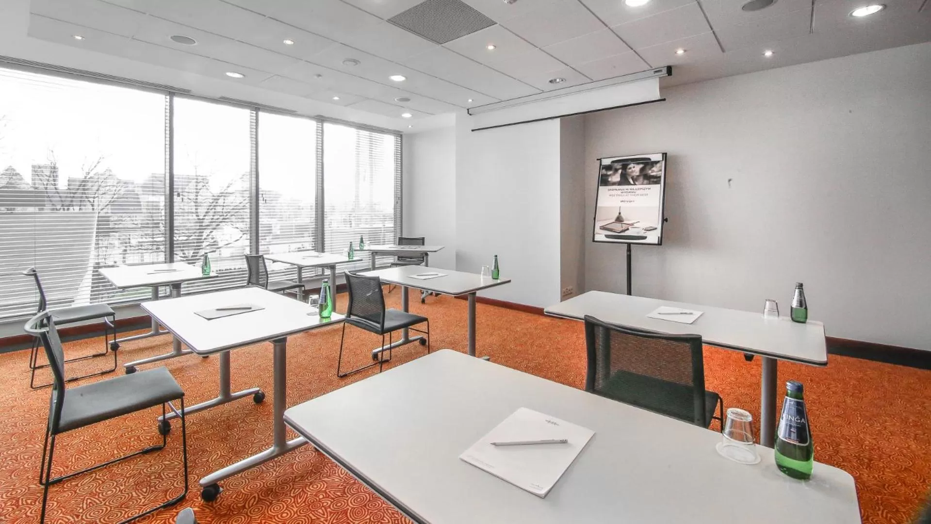 Property building in Hotel Mercure Poznań Centrum