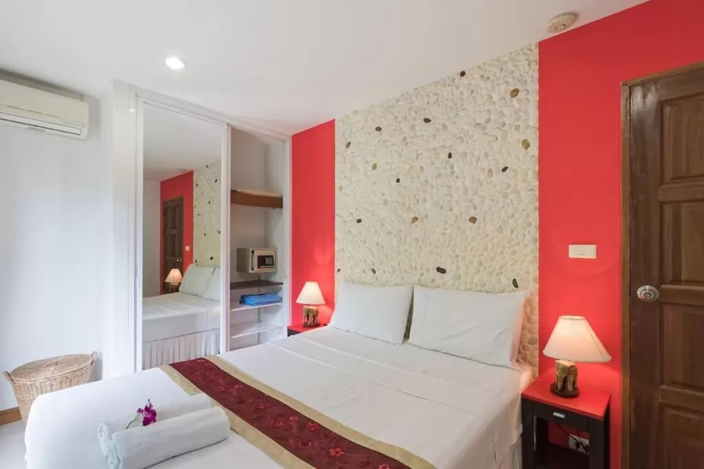 Bed in Mountain Seaview Luxury Apartments