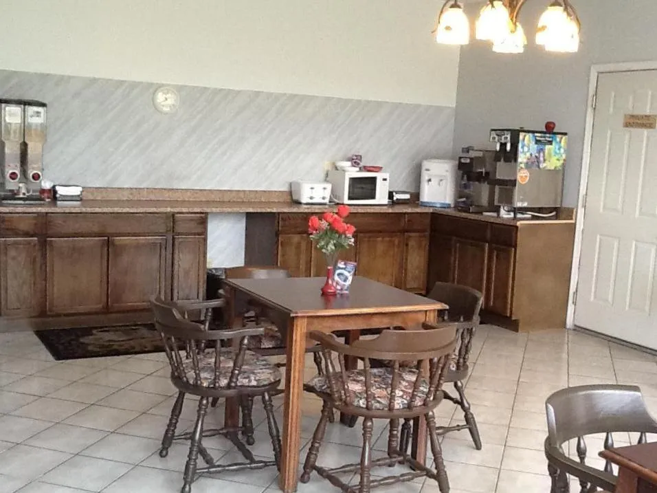 Restaurant/Places to Eat in Americas Best Value Inn-Pocomoke City