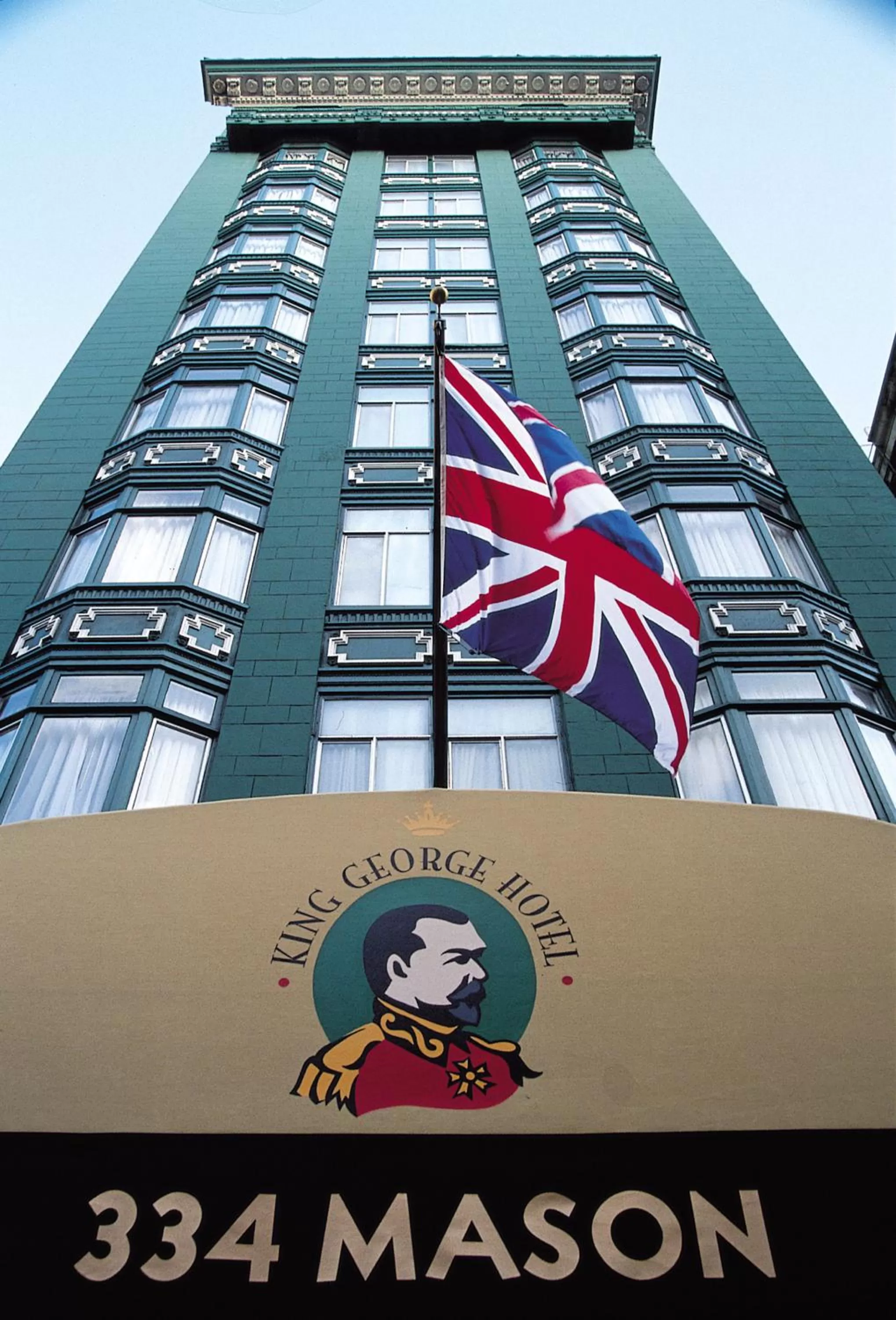 Facade/entrance in King George