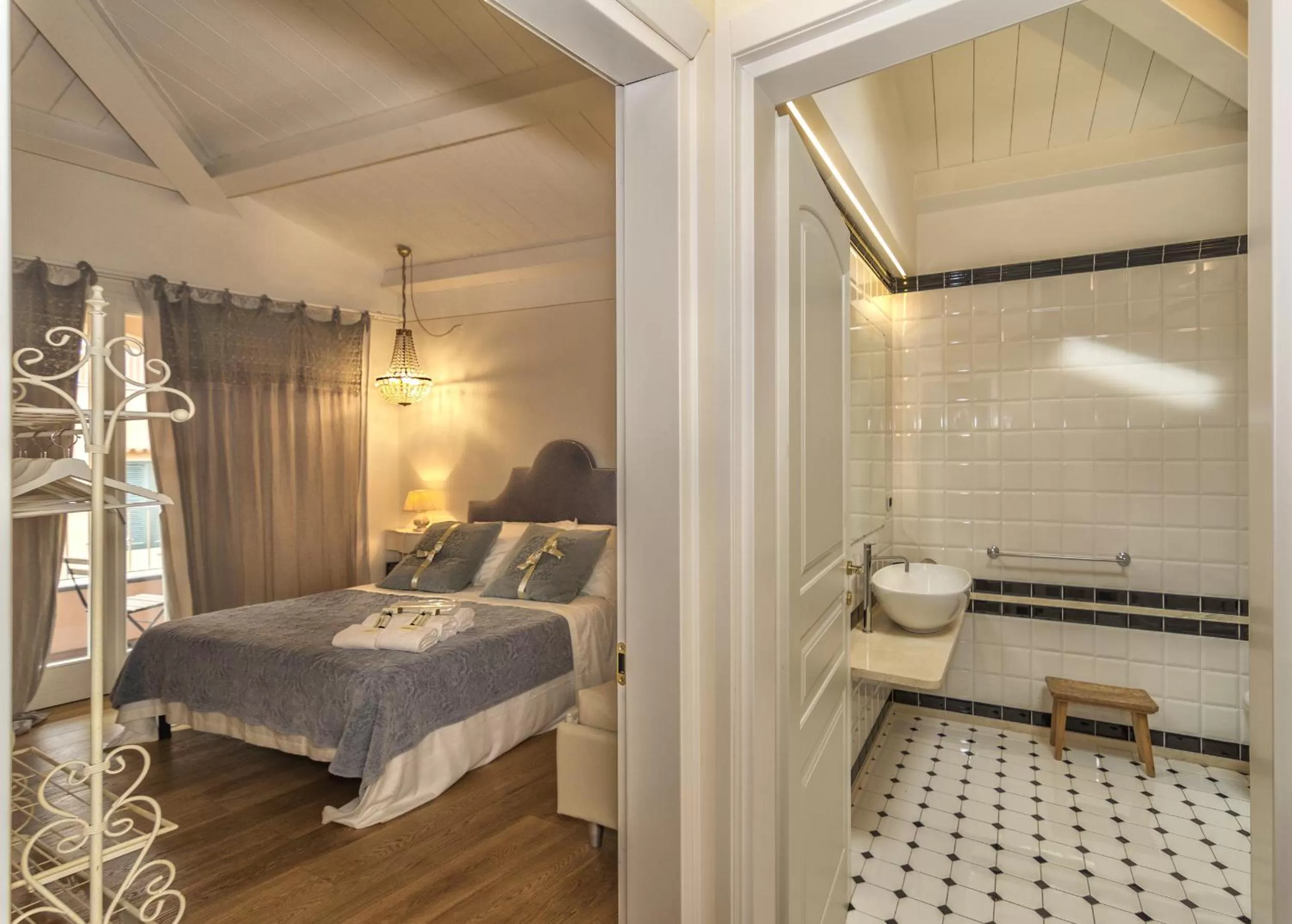 Photo of the whole room, Bed in B&B Di Camilla