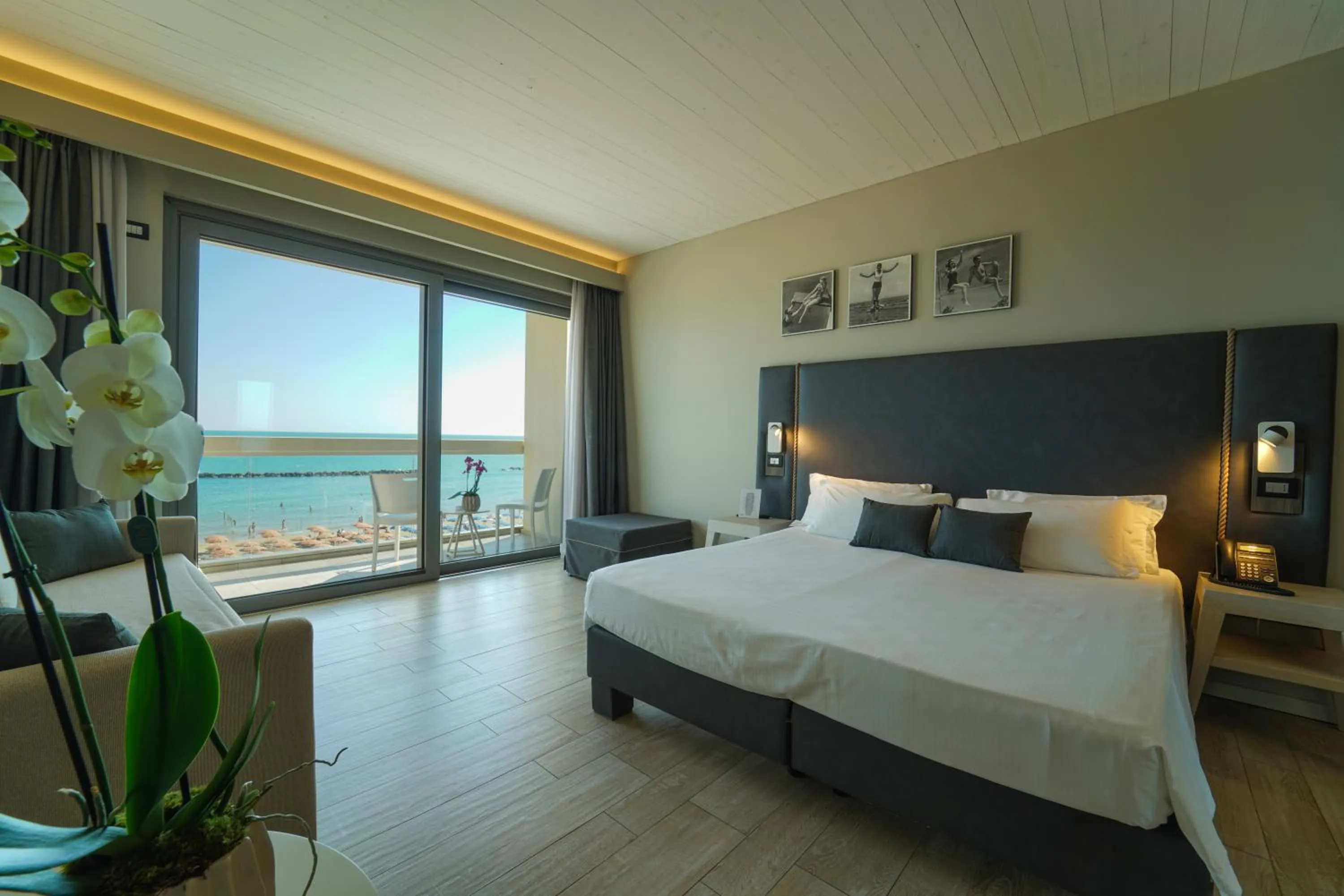 Deluxe Family Room in Nautilus Family Hotel