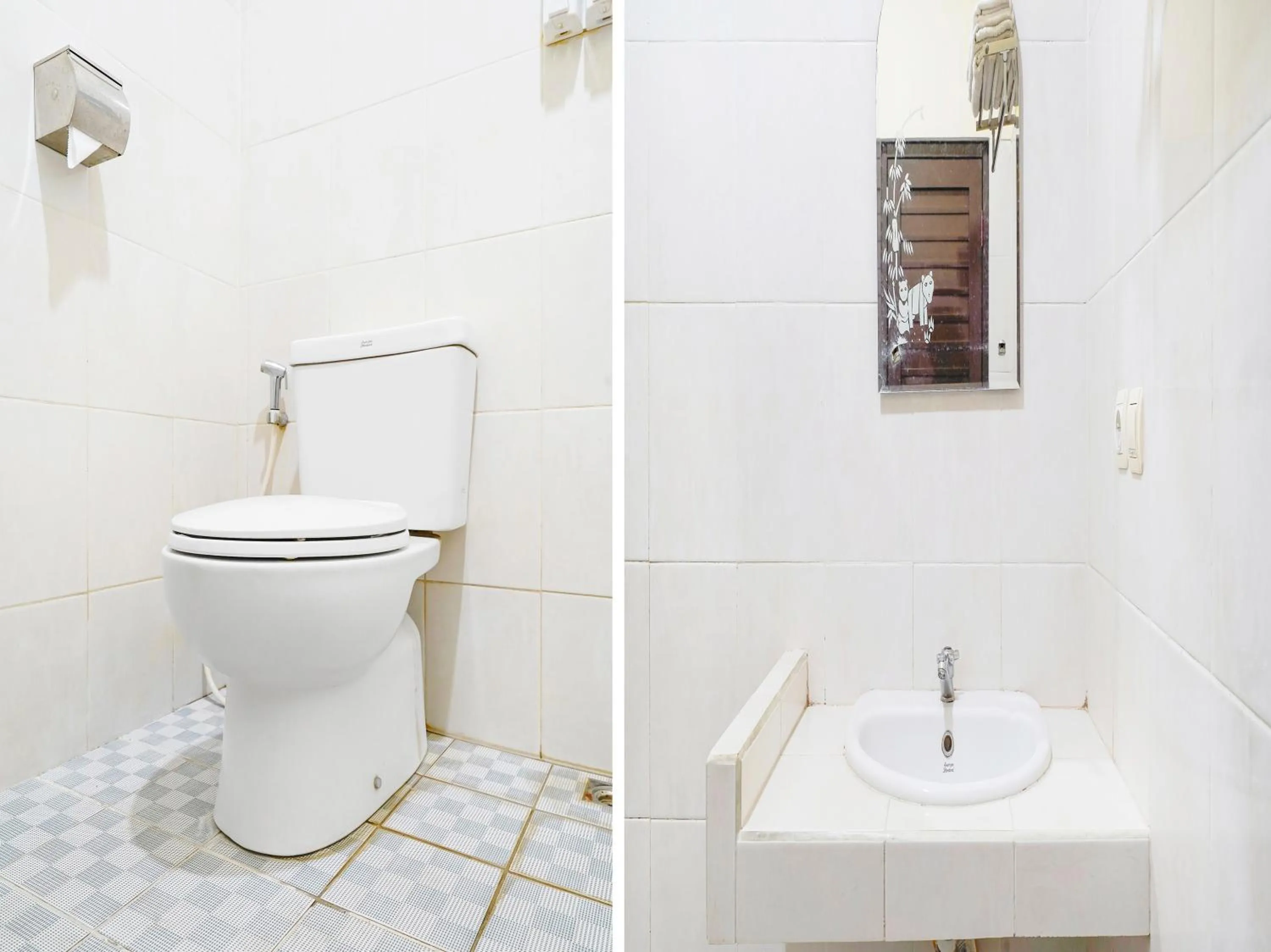 Bathroom in OYO Collection O 91297 Hotel Sakura