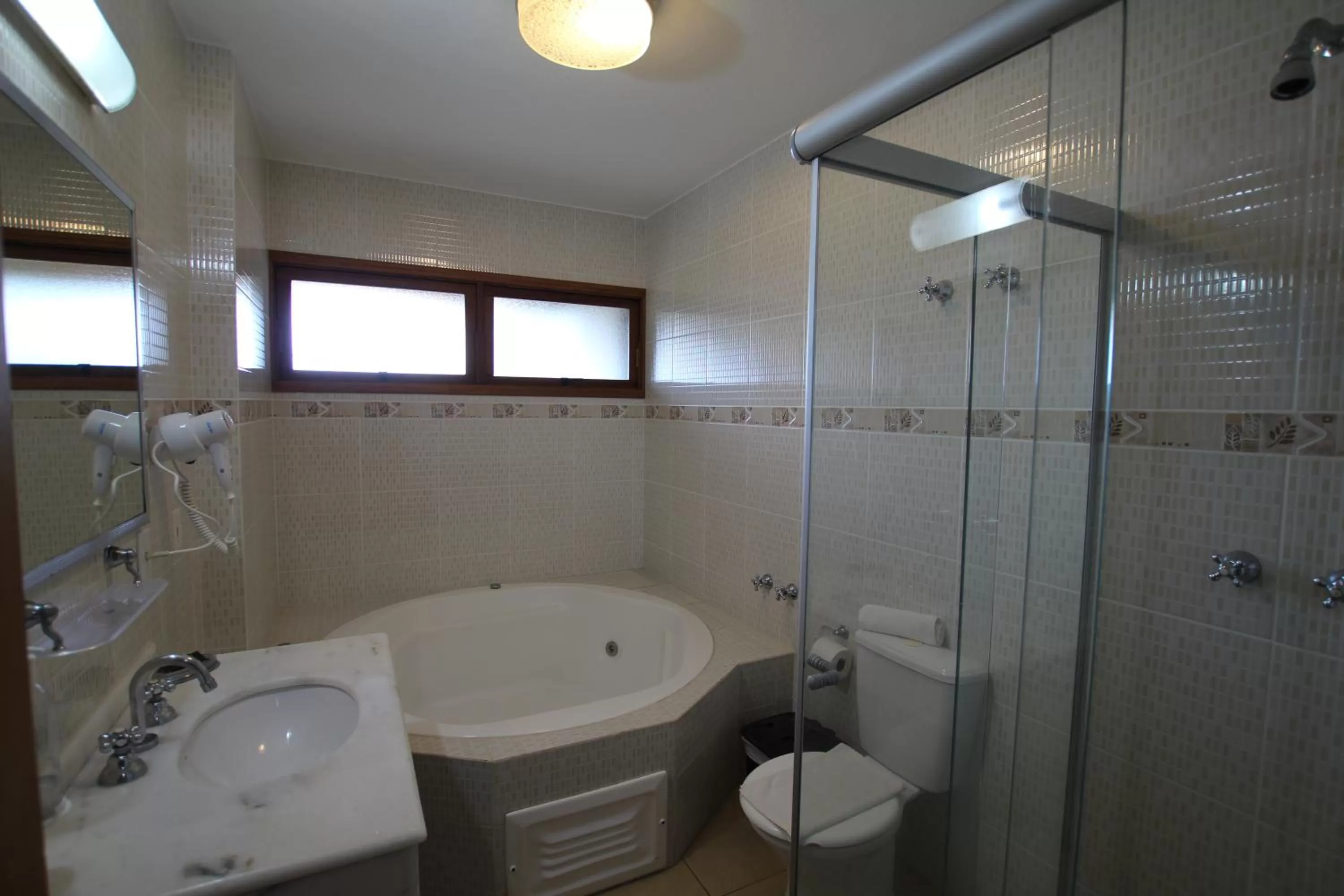 Shower in Pousada Aguia da Montanha