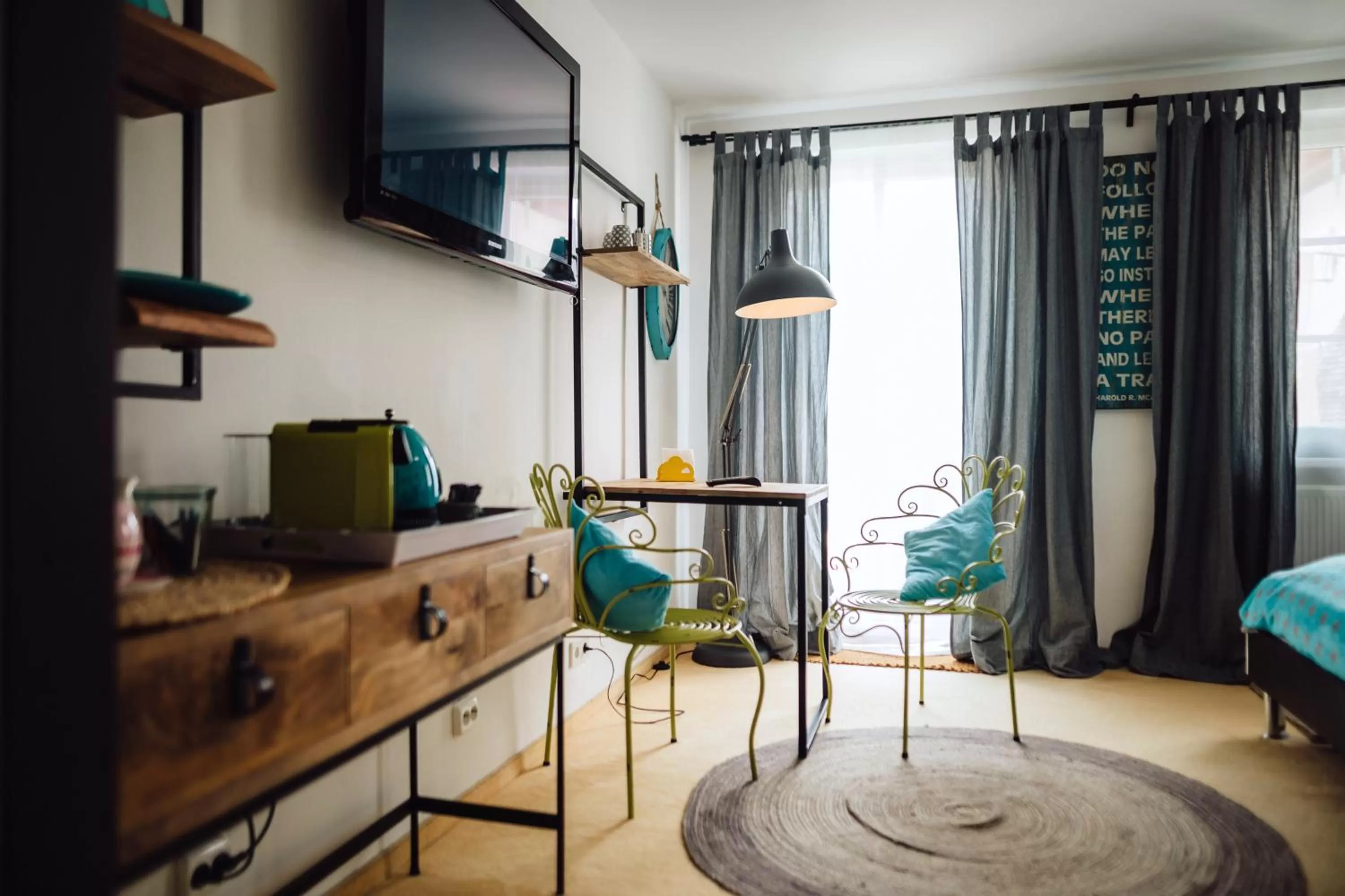 TV and multimedia in Das Hotel Stern, B&B KG - digital & contactless check-in