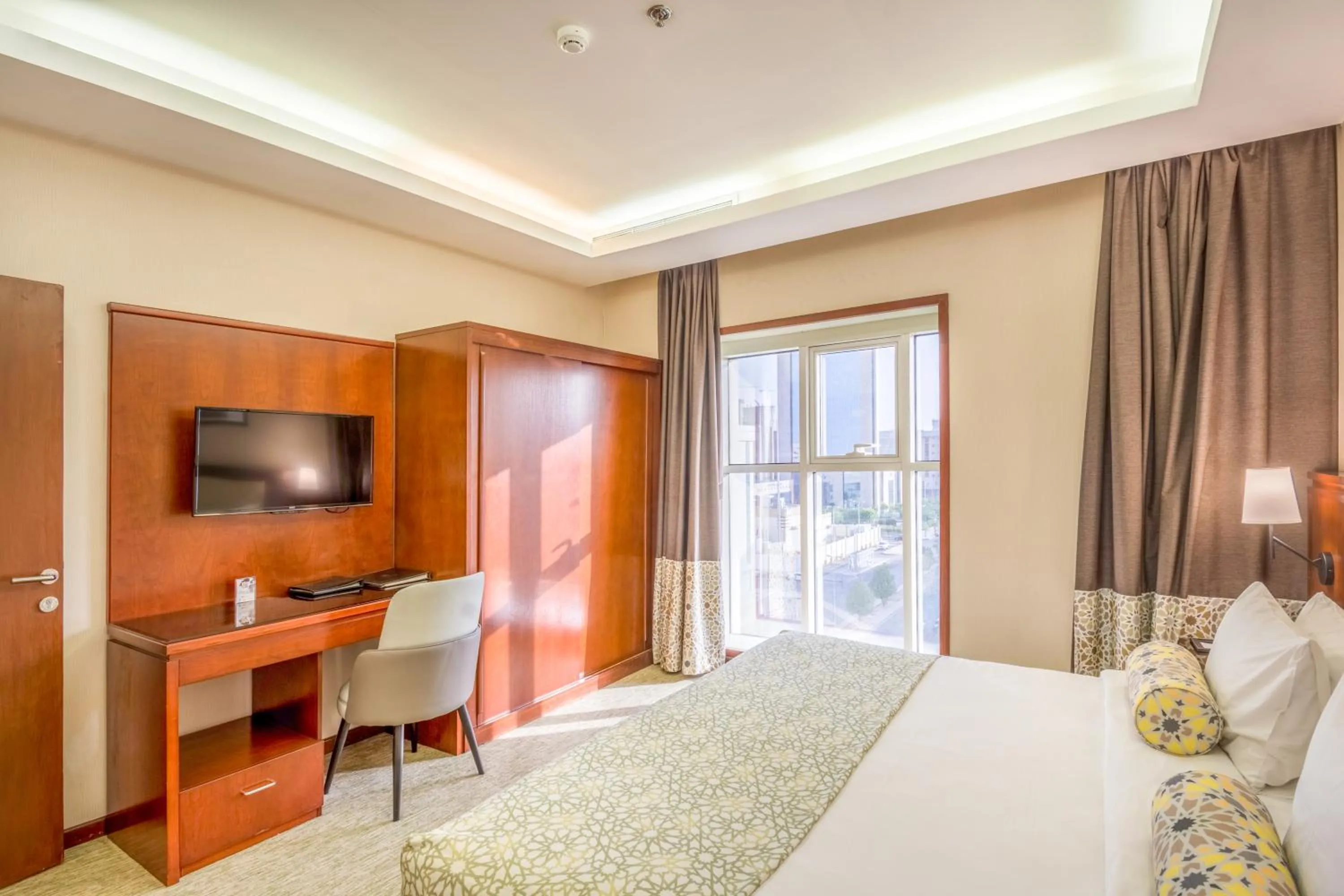 Bedroom, Bed in Grand Plaza Hotel - Dhabab Riyadh