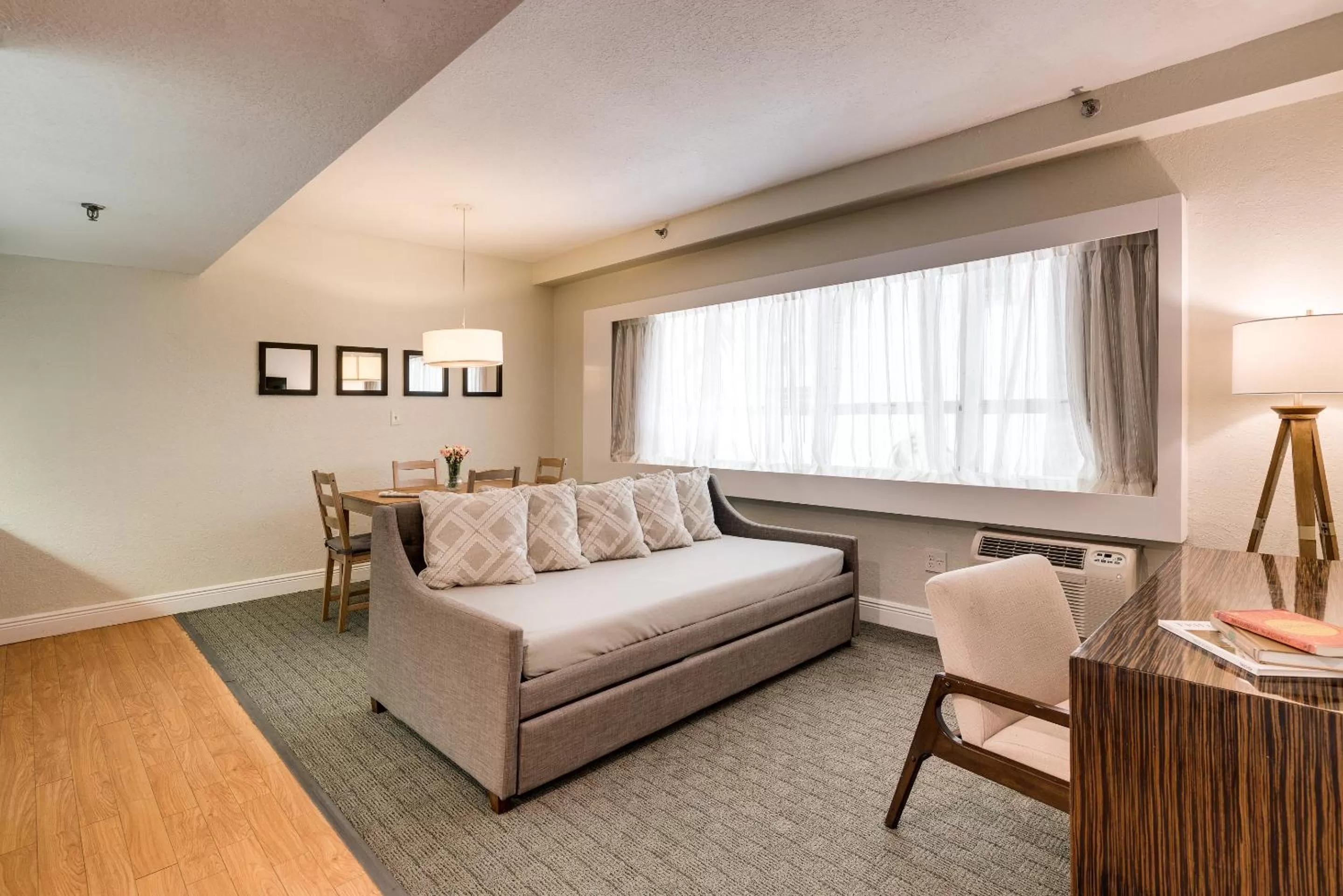 Living room, Bed in Crest Hotel Suites