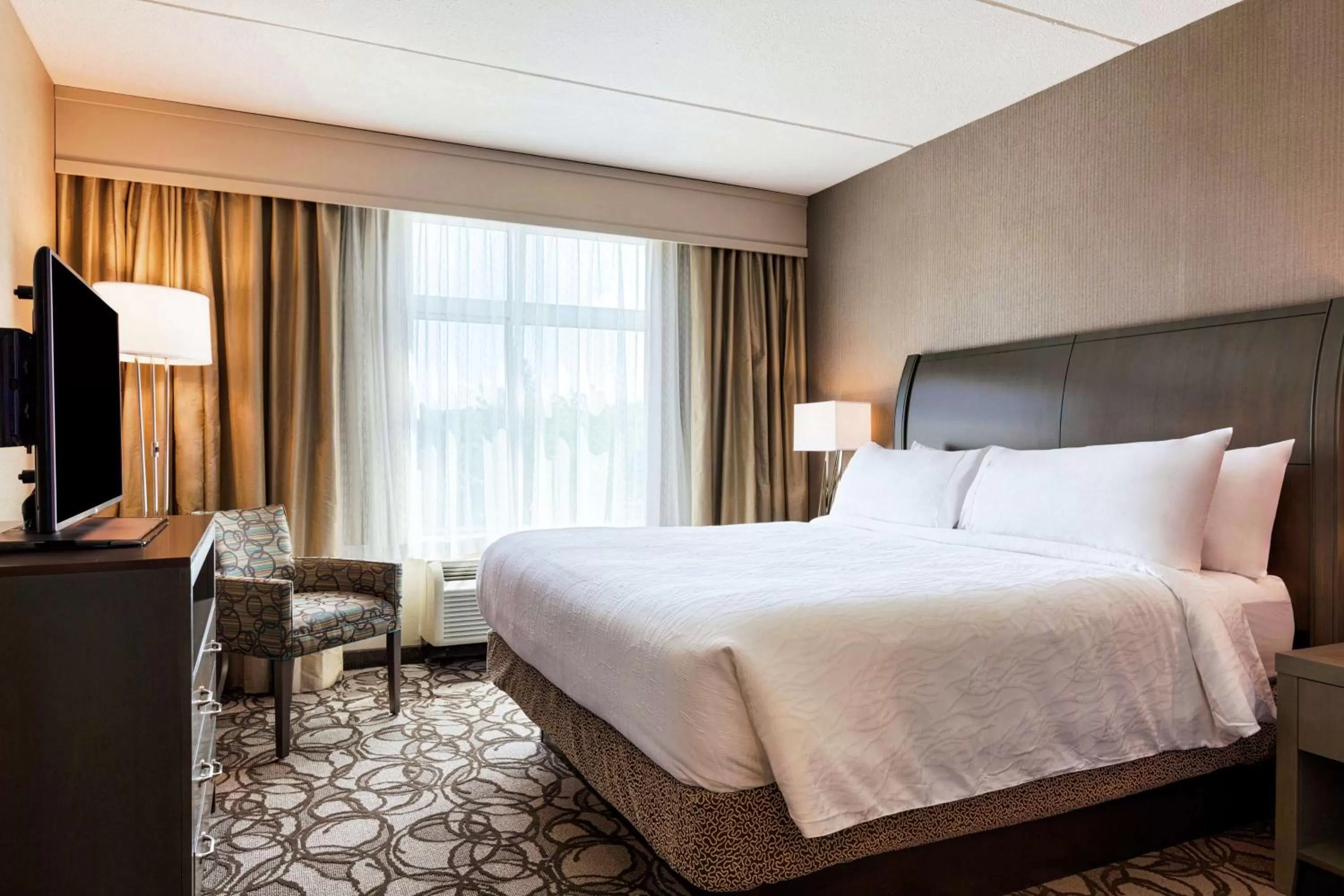 Bed in Hilton Garden Inn Lenox Pittsfield