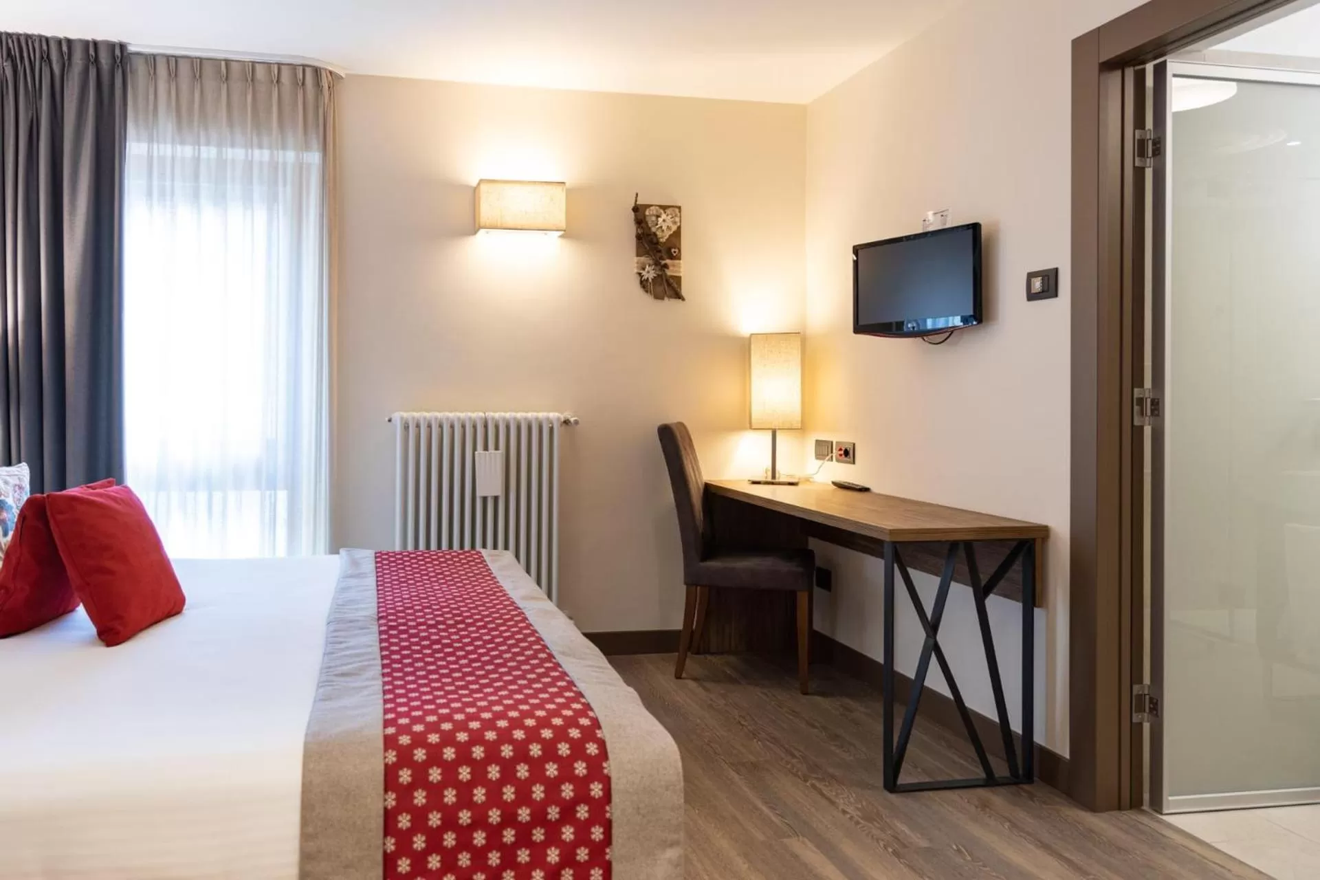 Bed in Olimpia Hotel