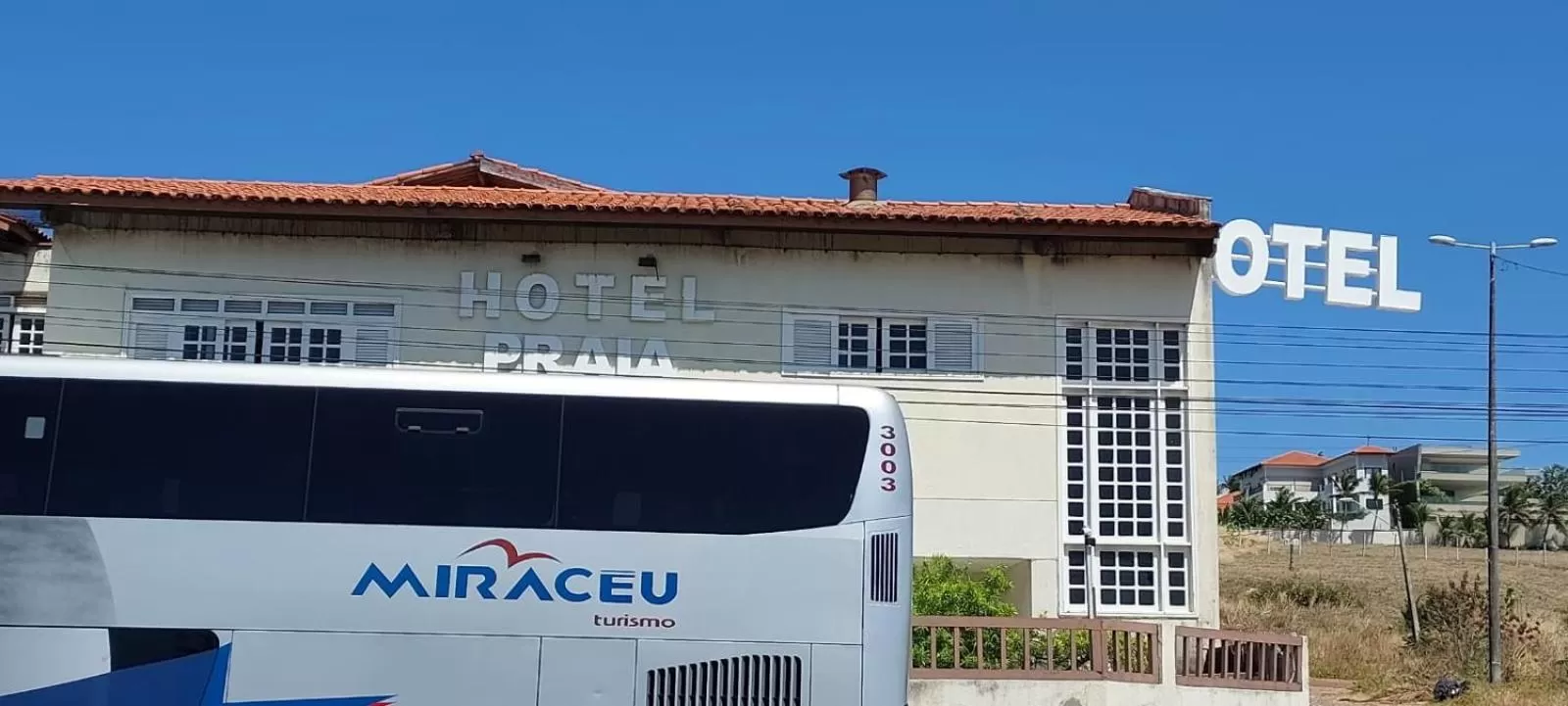 Property building in Hotel Praia 2000