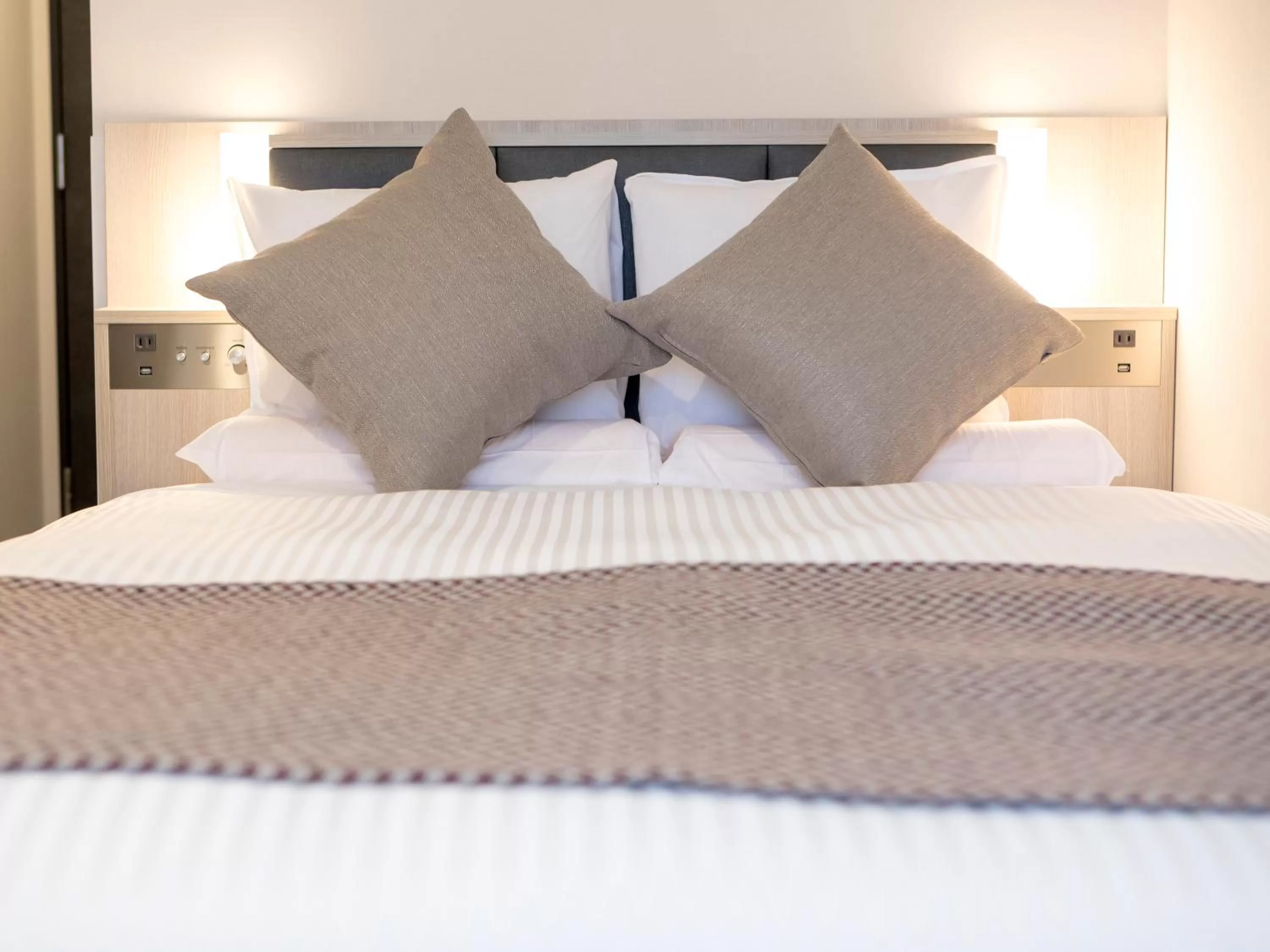 Photo of the whole room, Bed in HOTEL MYSTAYS Midosuji Honmachi