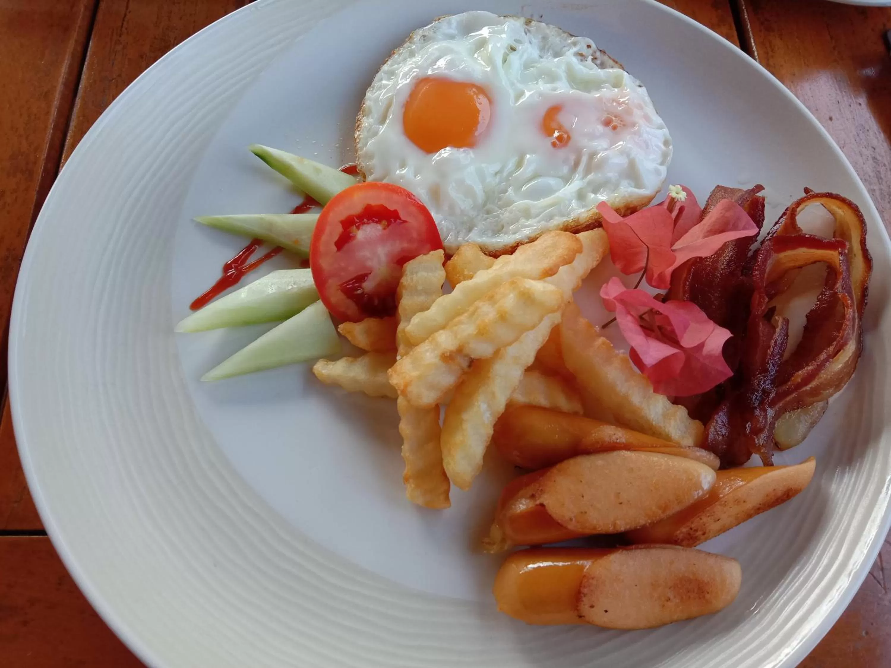 Food and drinks in Pratum Resort