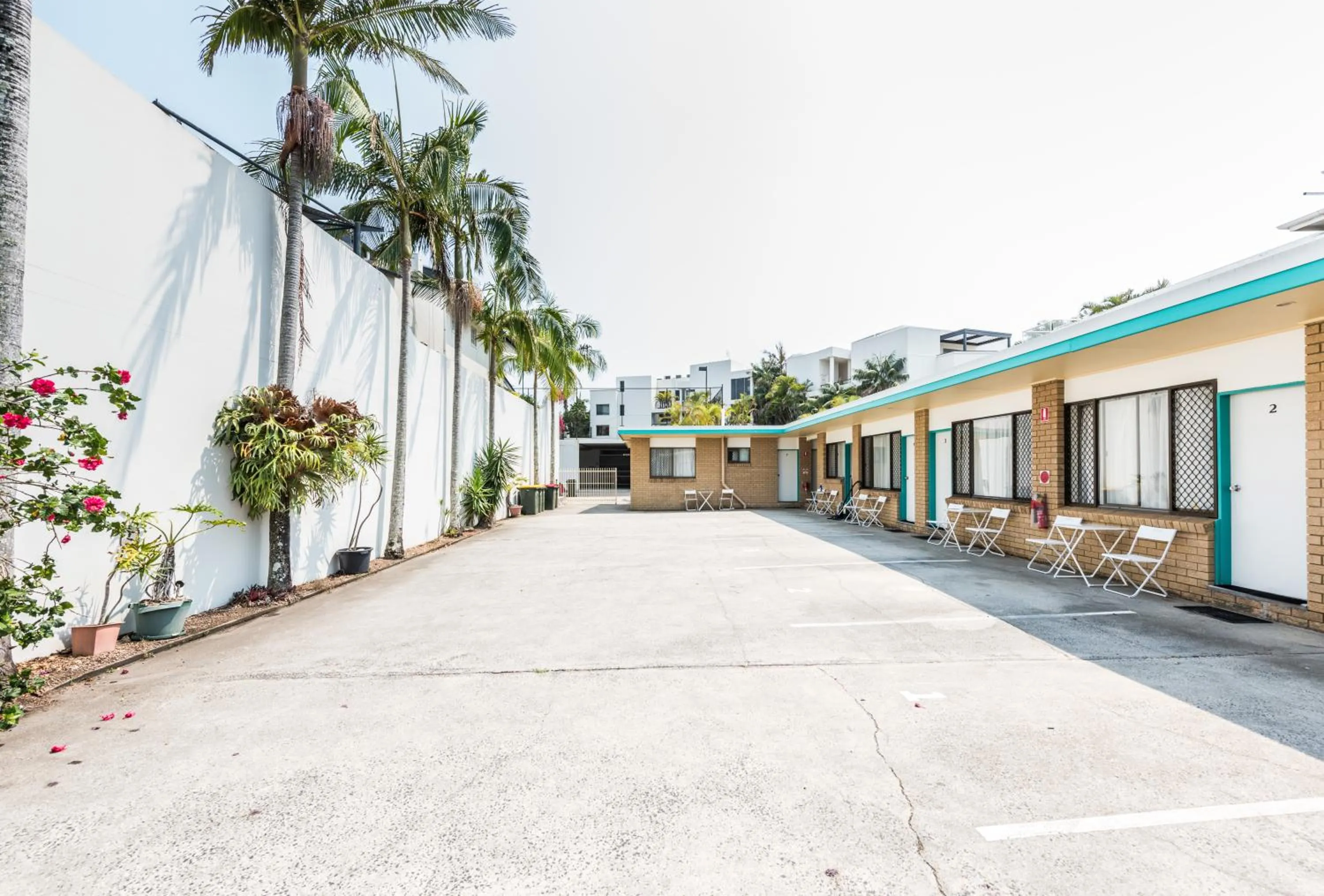 Property building in Hibiscus Motel