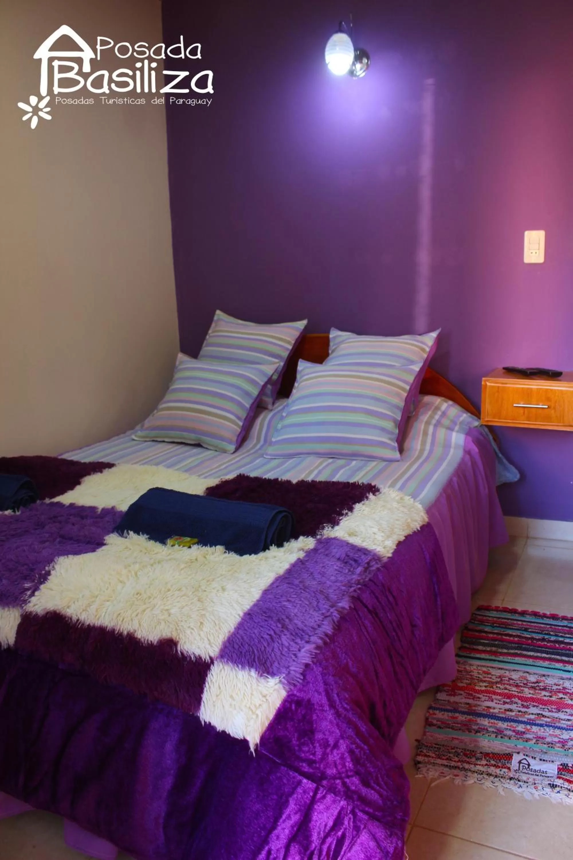 Bed in Posada Basiliza, Encarnación PY