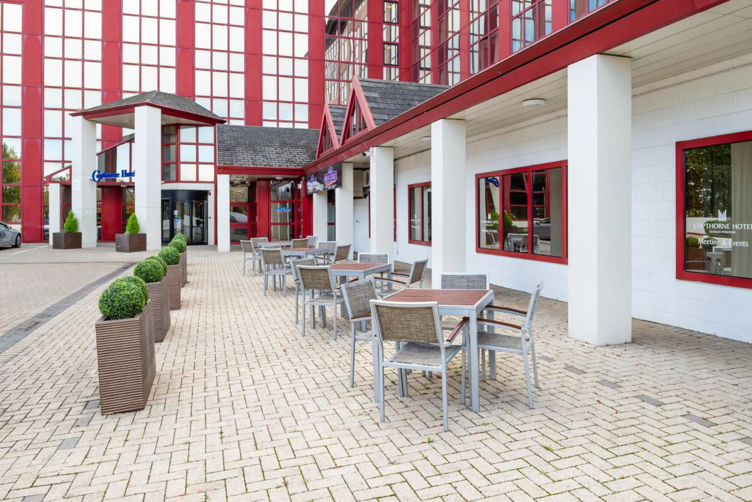 Patio in Copthorne Hotel Slough Windsor
