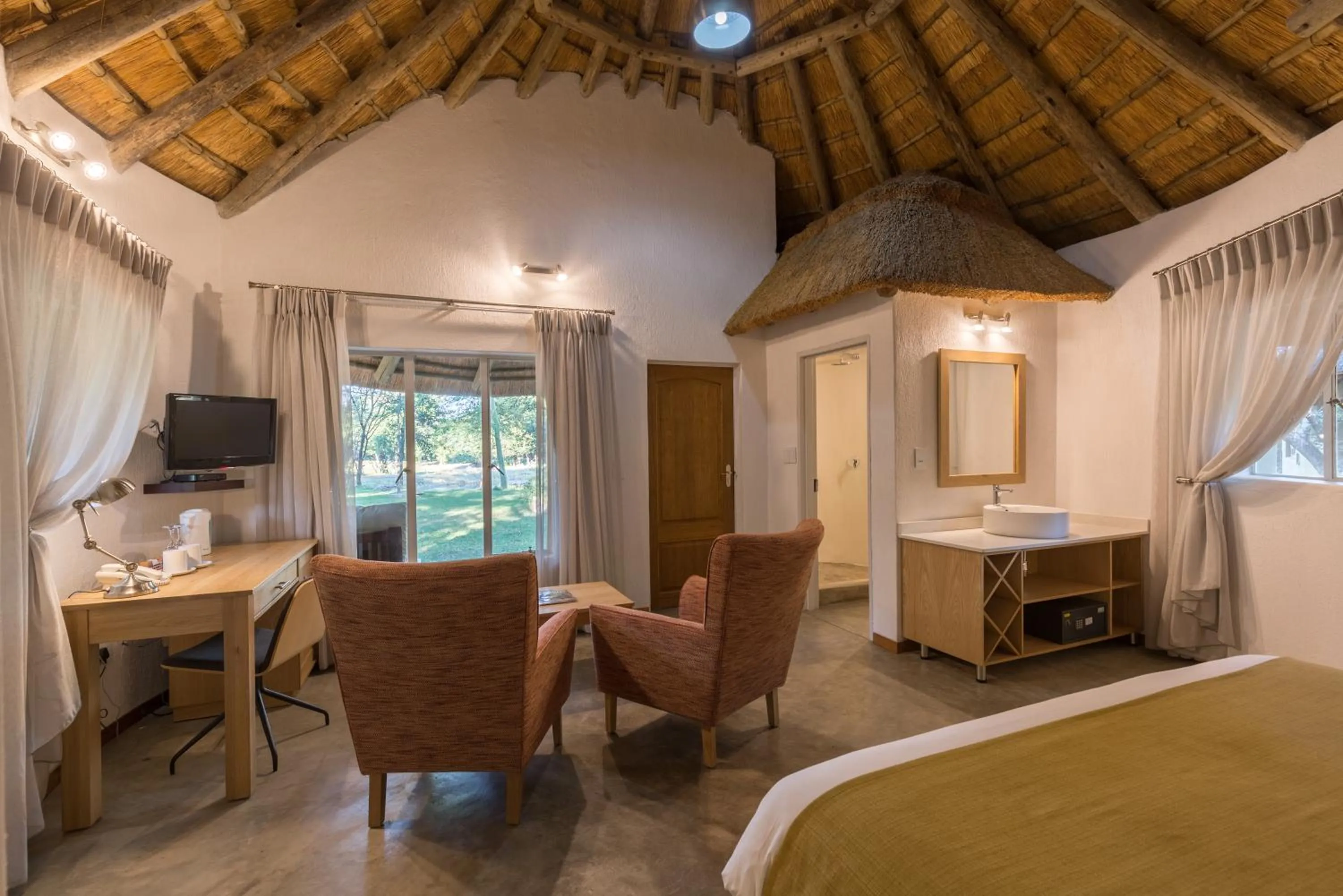 Standard Twin Room with Garden View - single occupancy in Sefapane Lodge and Safaris