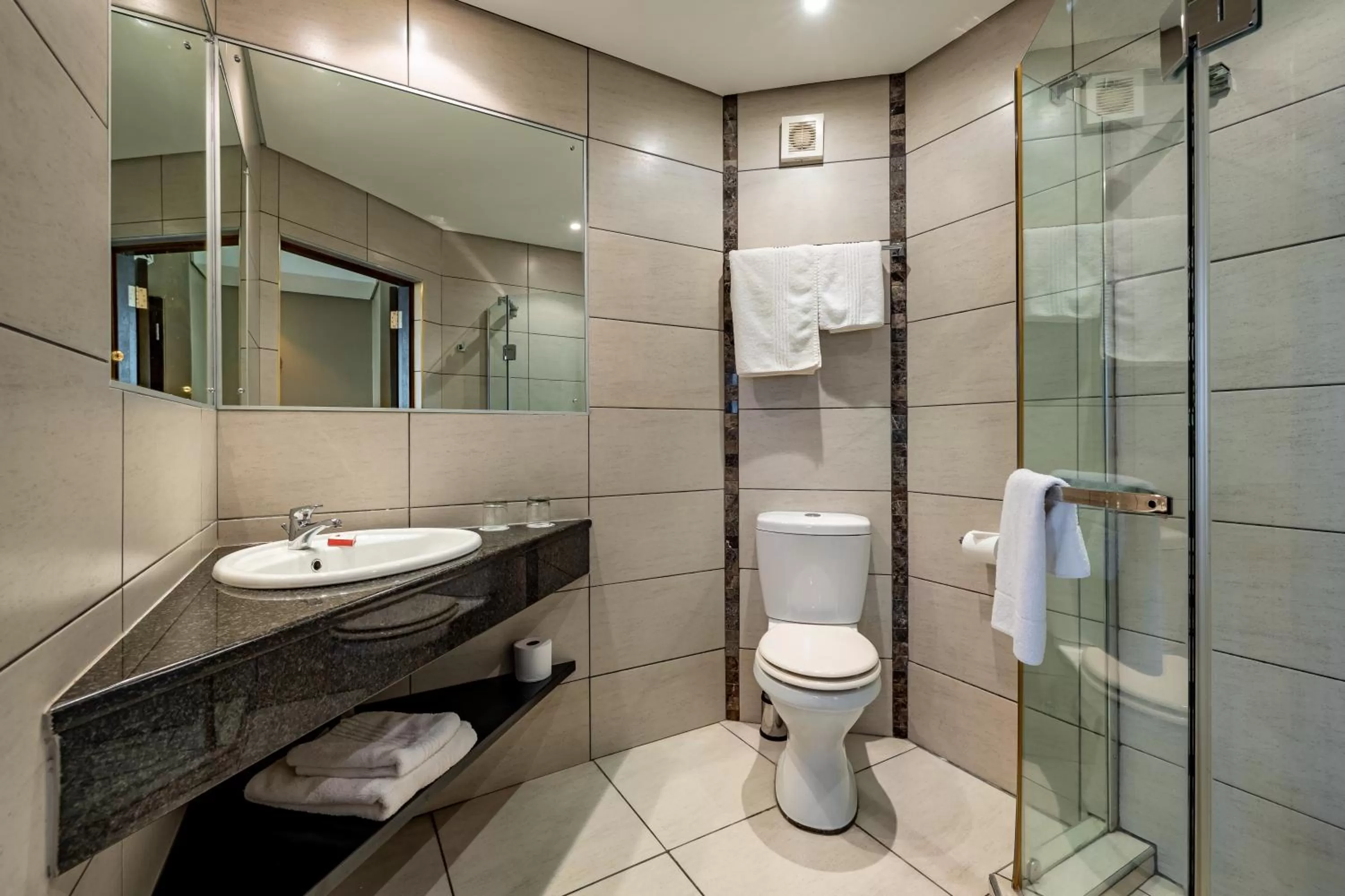 Bathroom in African Sky Hotels - Pine Lake Inn