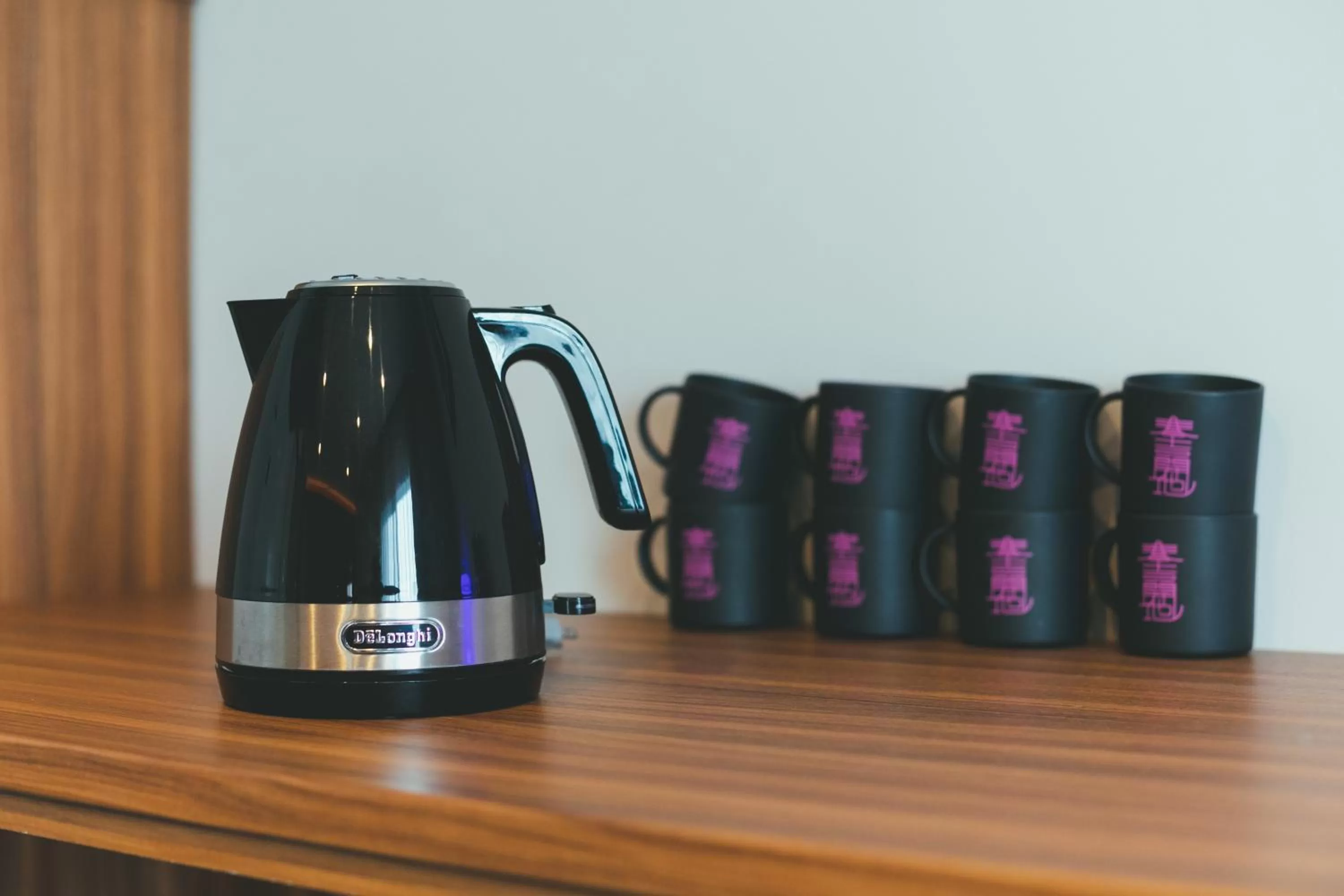 Coffee/tea facilities in Liberated HOTEL Haruyoshi Kaichi