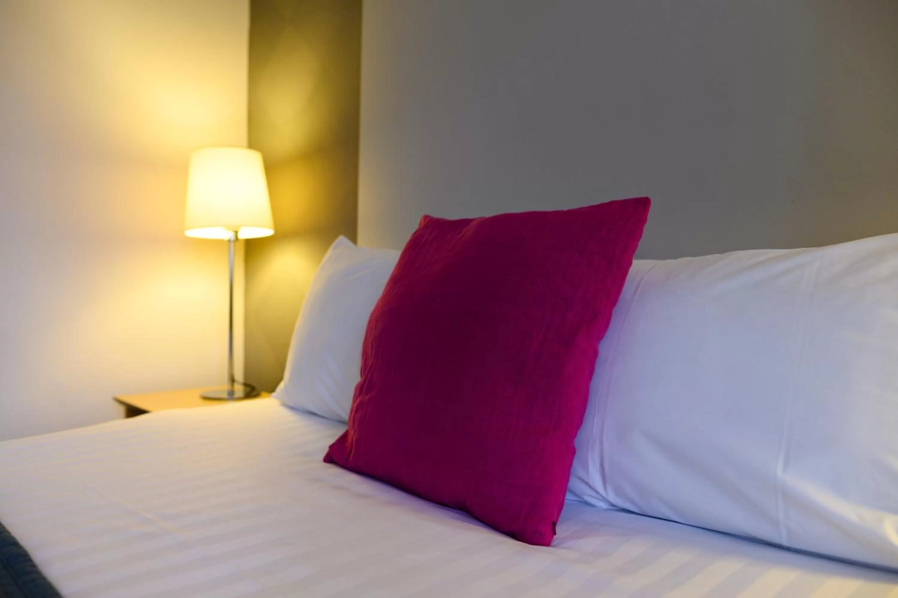 Bed in The Angel Hotel